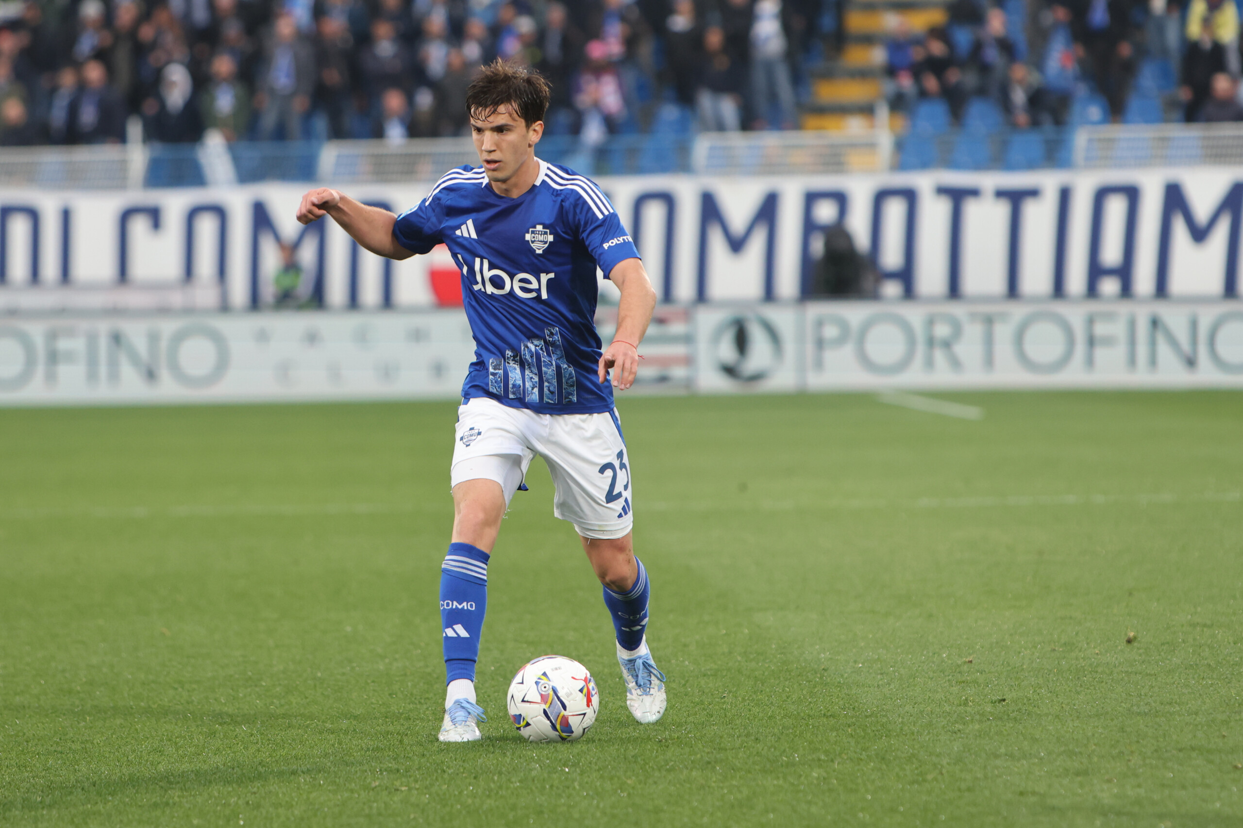 Football: Como signs Maximo Perrone from Manchester City on a permanent deal