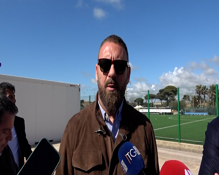 Football, De Rossi: "I will have a bench soon"