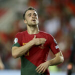 Football: Diogo Jota dies, family and friends gather in Gondomar for wake