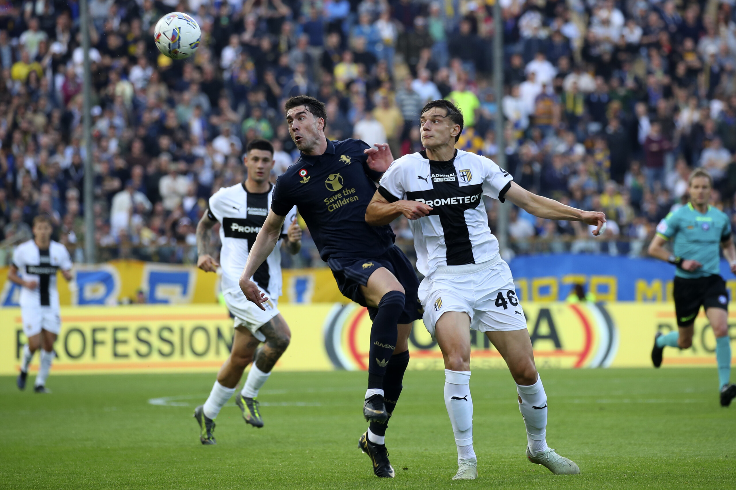 Football: Juventus, rectus femoris muscle overload for Vlahovic