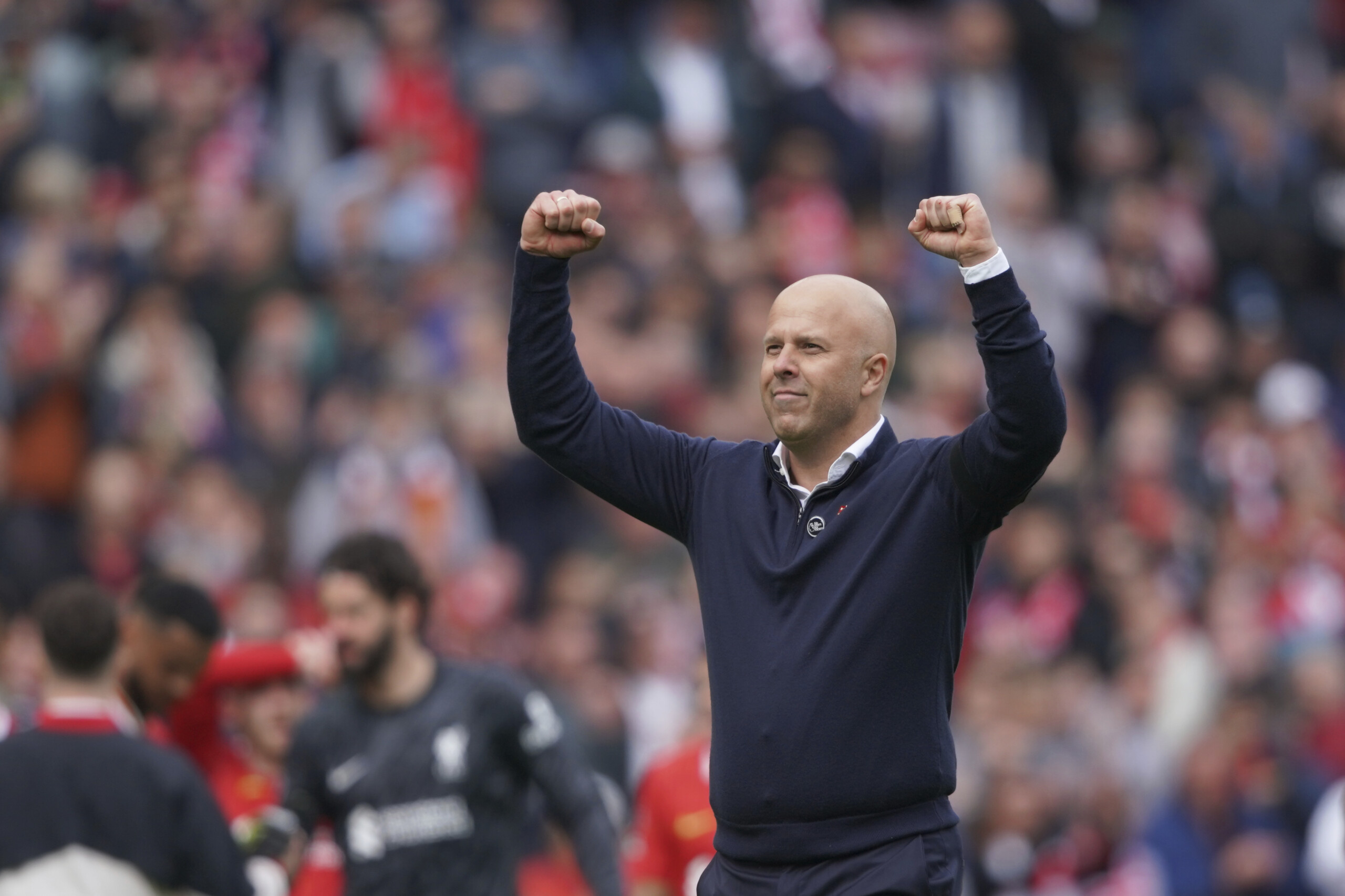 Football, Liverpool one step away from Premier League title. Slot ‘not thinking about it’