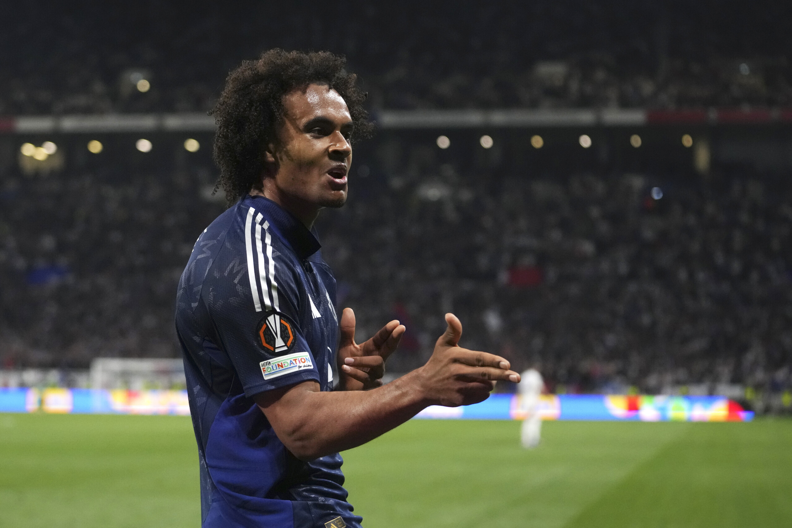 Football: Manchester United, season over for Zirkzee