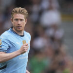 Football: Napoli fans celebrate De Bruyne’s medical exams in Rome