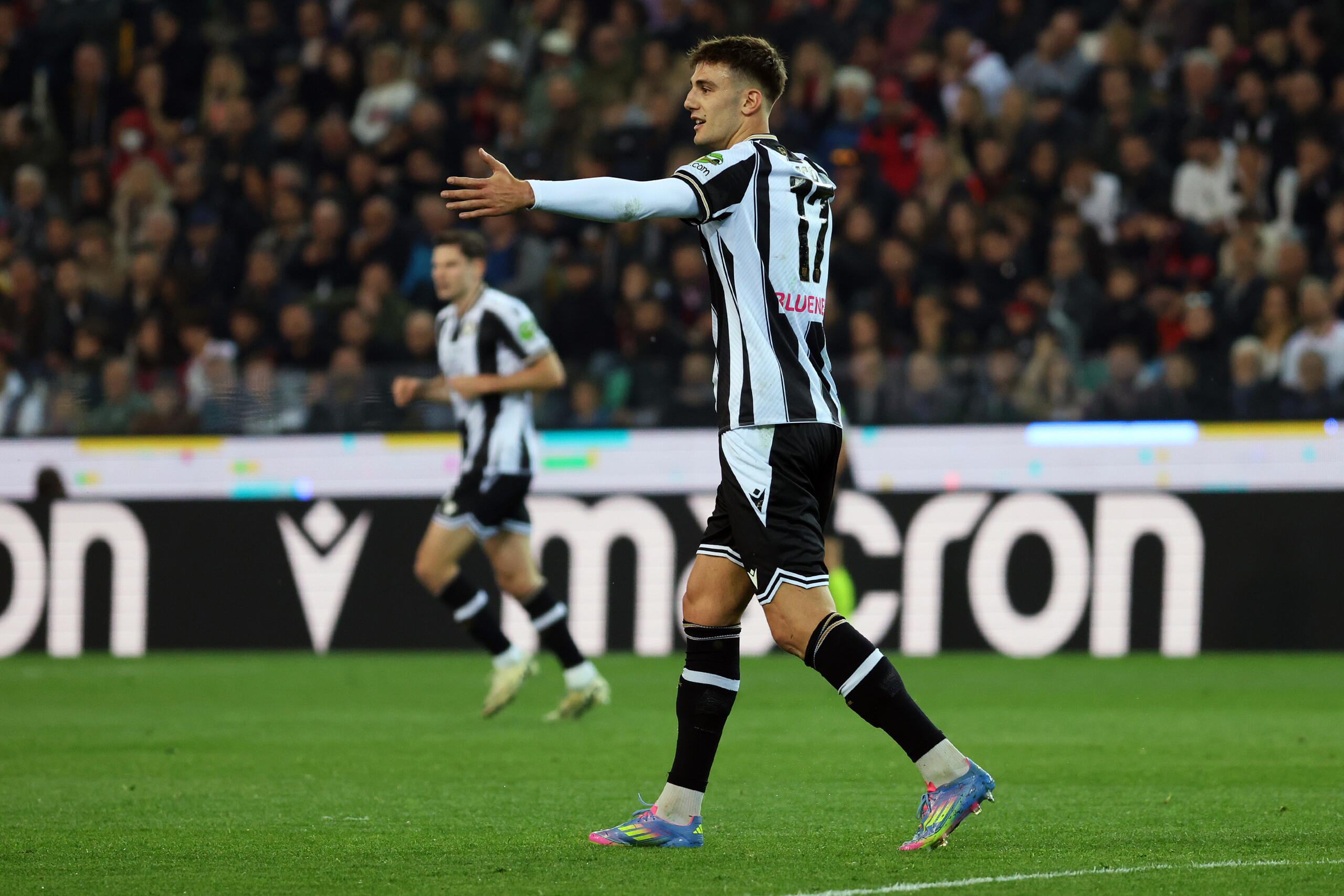 Football: Napoli officially signs Lucca on loan with an obligation to buy