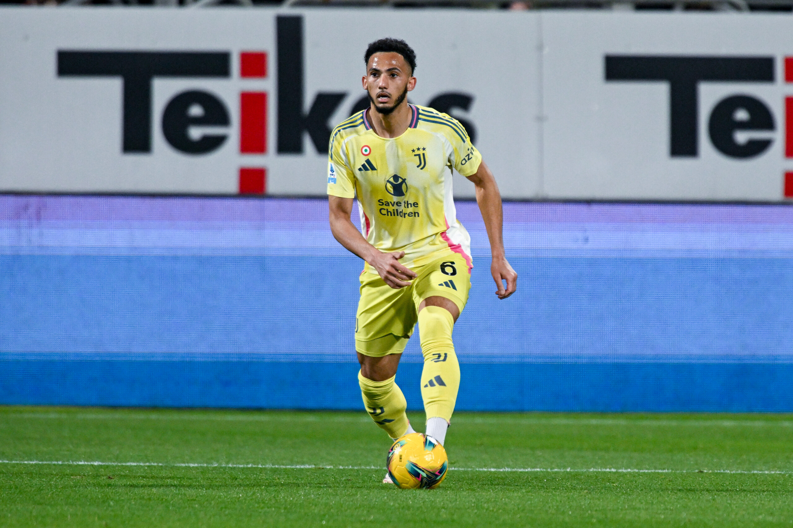 Football, Newcastle announces: "Kelly will be signed permanently by Juventus"