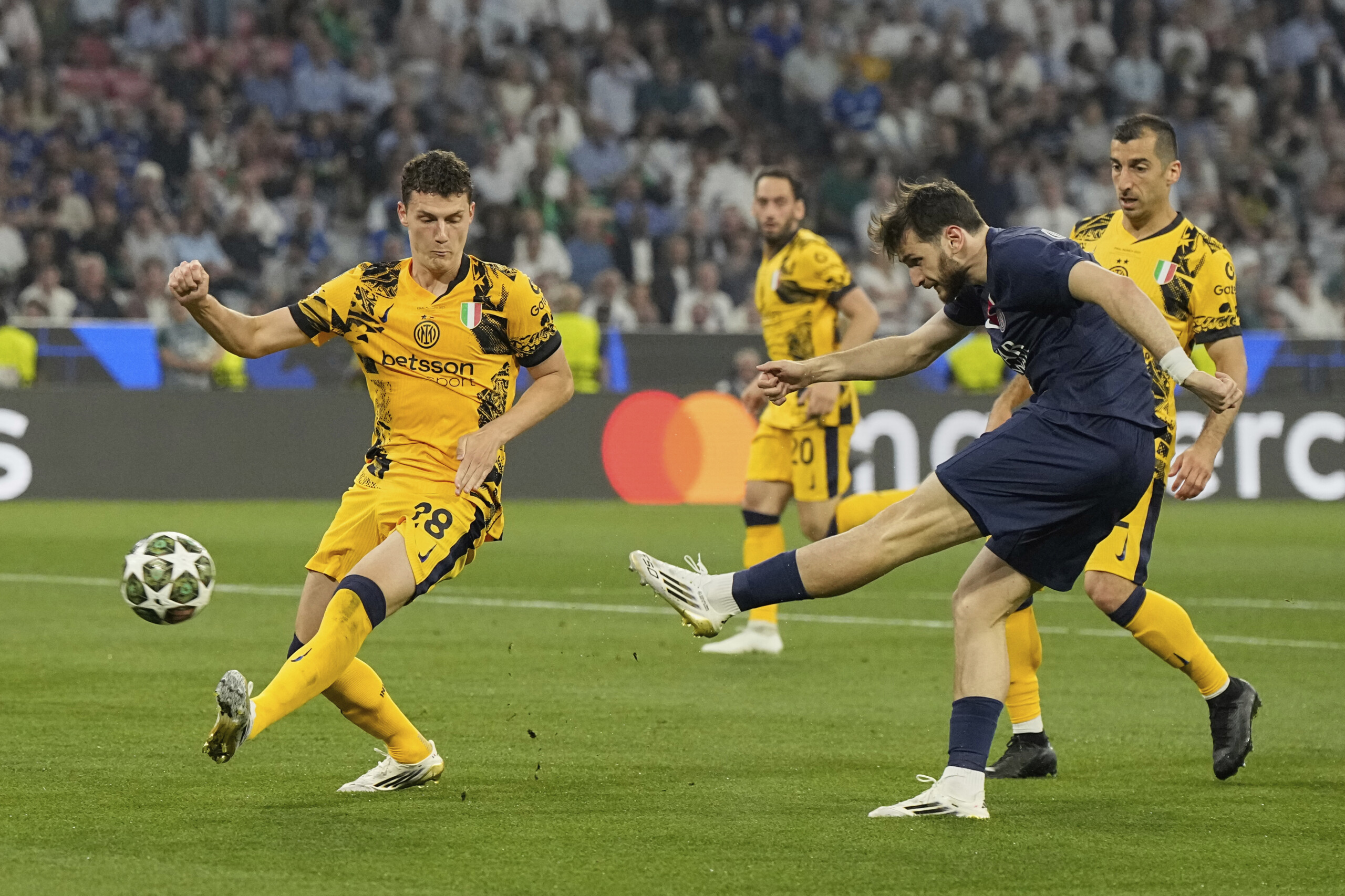 Football, Pavard: ‘I'm still disappointed and angry about the Champions League defeat’ Football, Pavard: ‘I'm still disappointed and angry about the Champions League defeat’