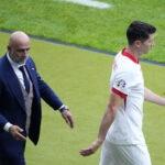Football: Poland coach resigns after row with Lewandowski