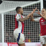 Football: Premier League, Arsenal poker at Ipswich, United fall again