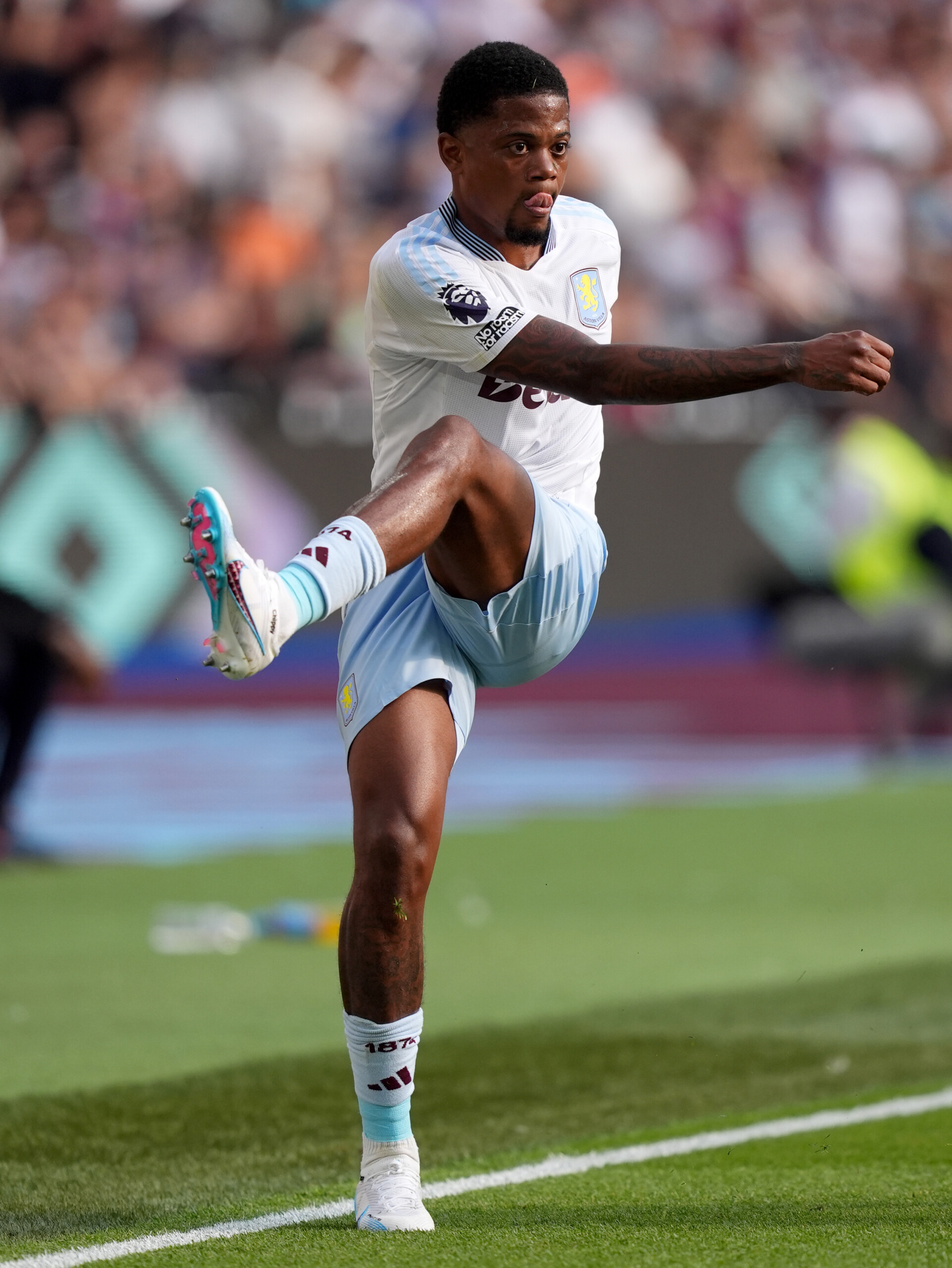 Football: Roma officially signs Leon Bailey from Aston Villa