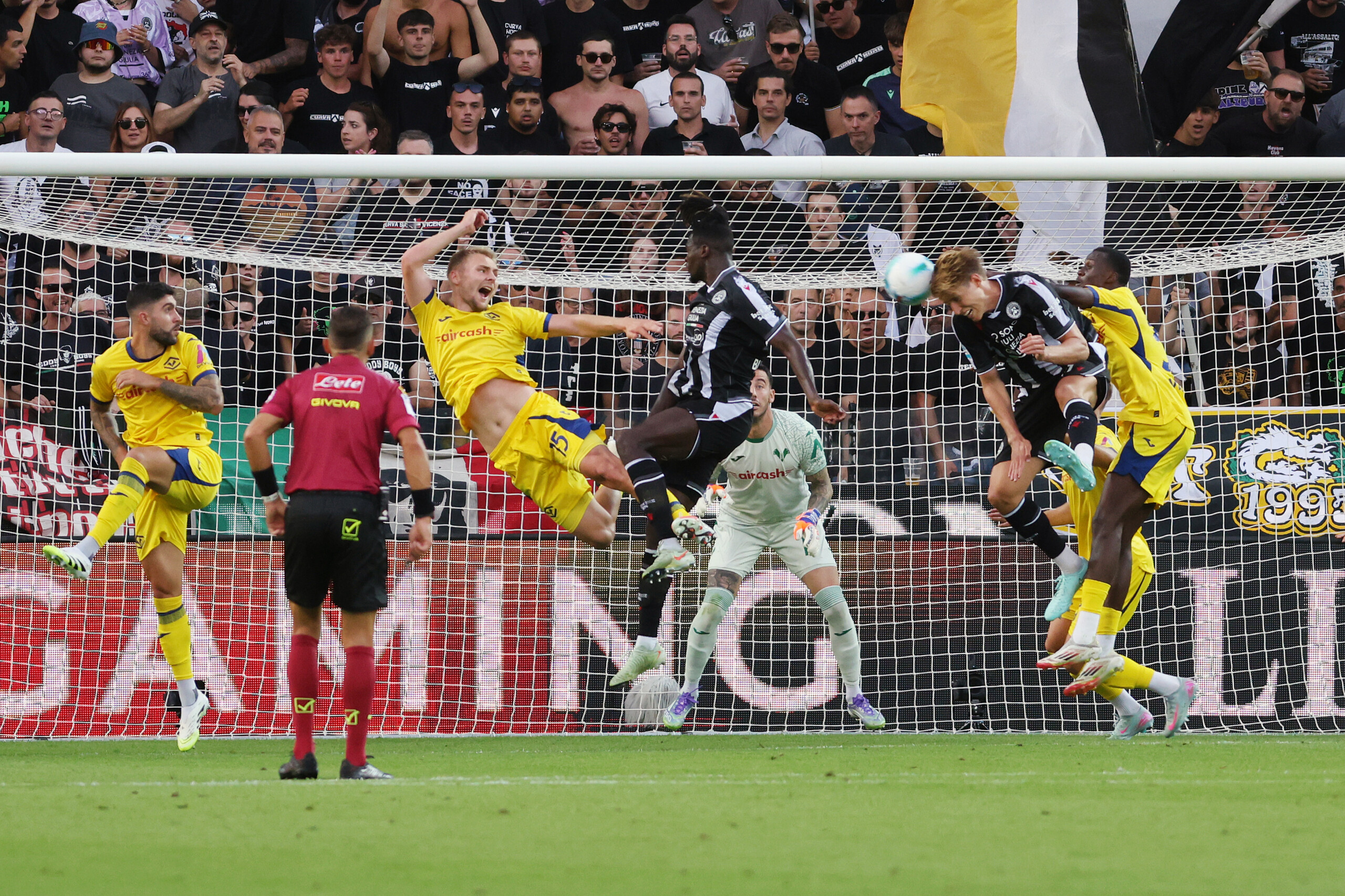 Football, Serie A: Udinese-Verona 1-1