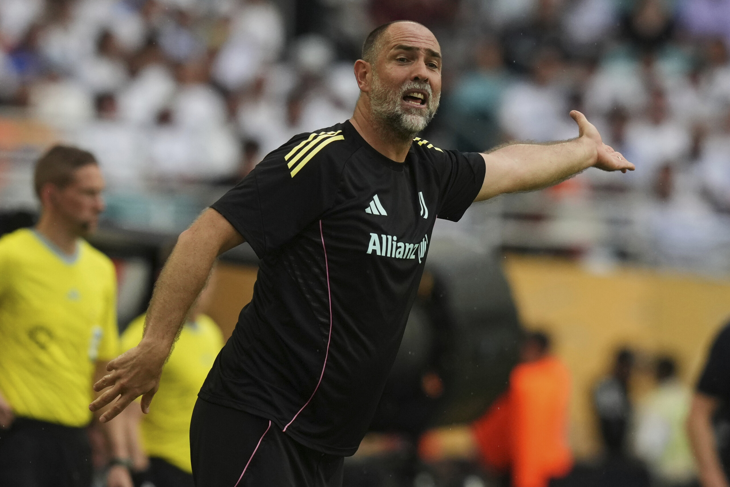 Football, Tudor. ‘Players need a month off, it's getting out of hand’