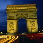 France, cigarette lit on tomb of unknown soldier: residence permit revoked