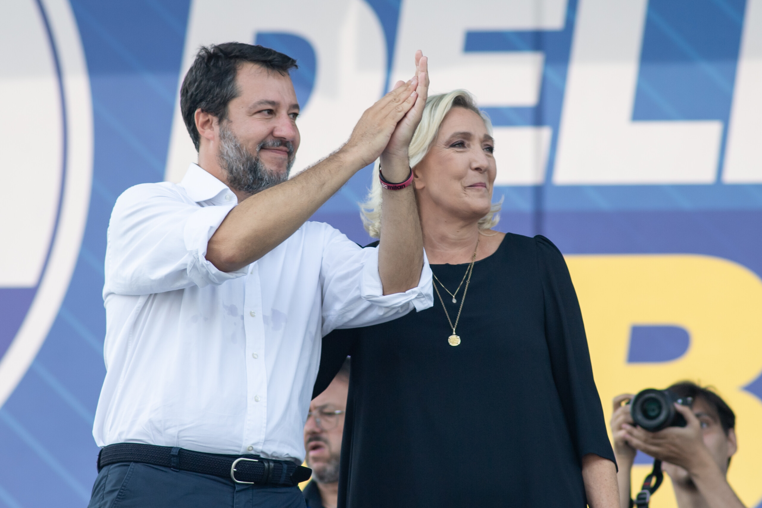 France, exchange of messages between Salvini and Le Pen: ‘From Lega, total support’
