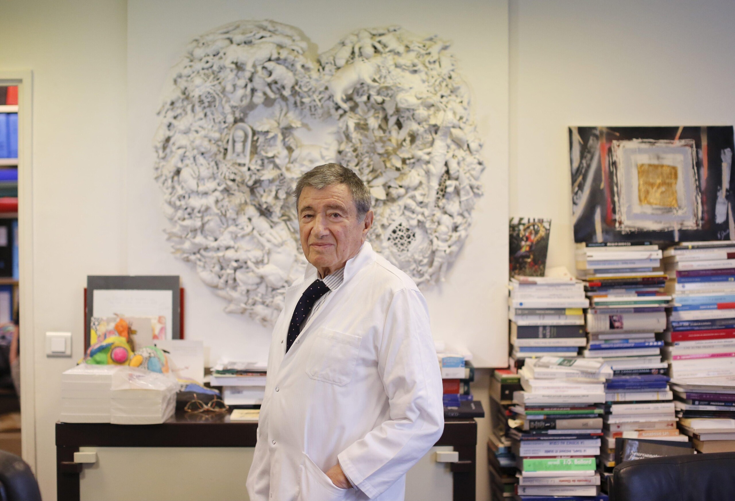 France: Professor Baulieu, father of the abortion pill, dies at 98