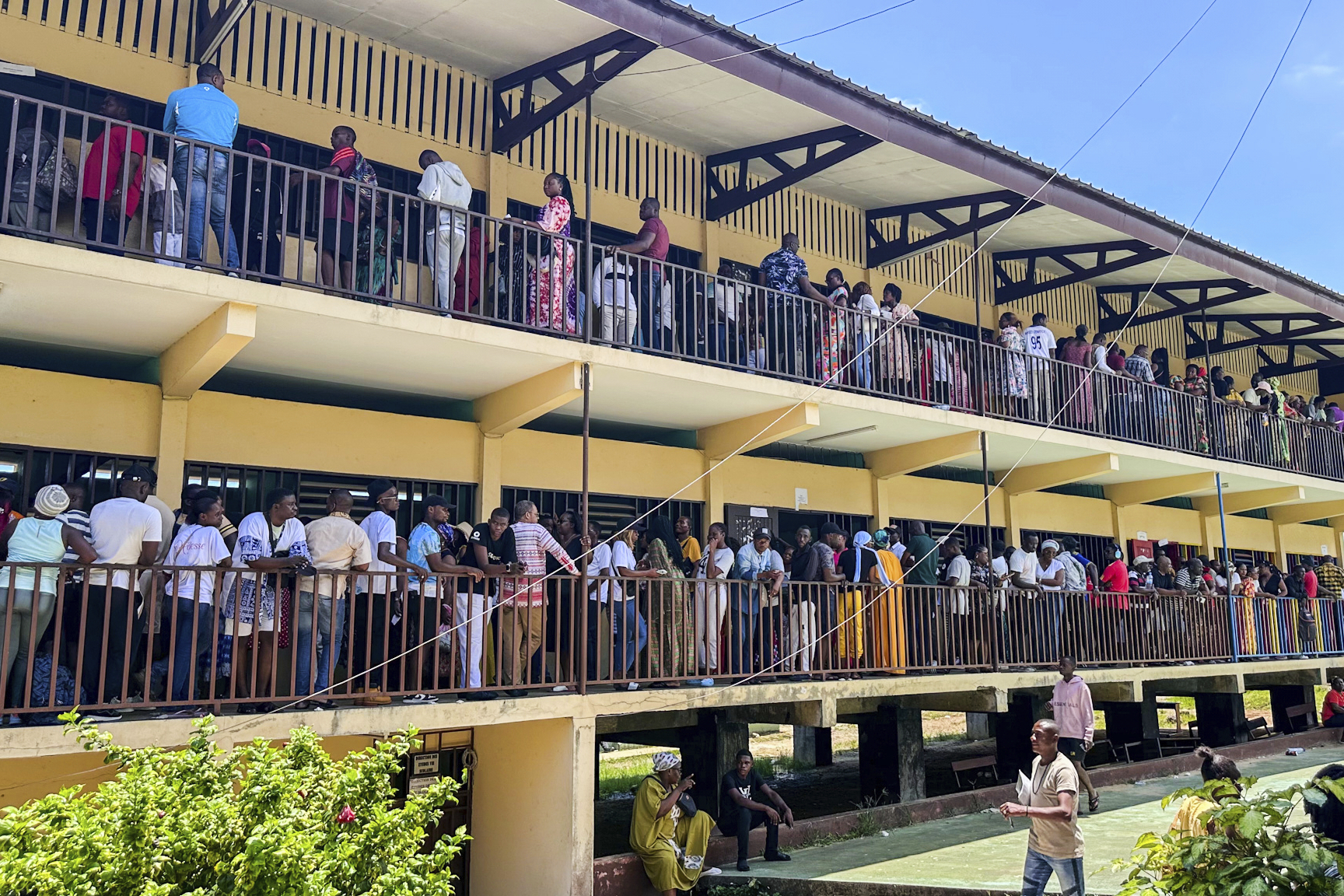 Gabon: coup leader wins presidential election with 90.35% of the vote