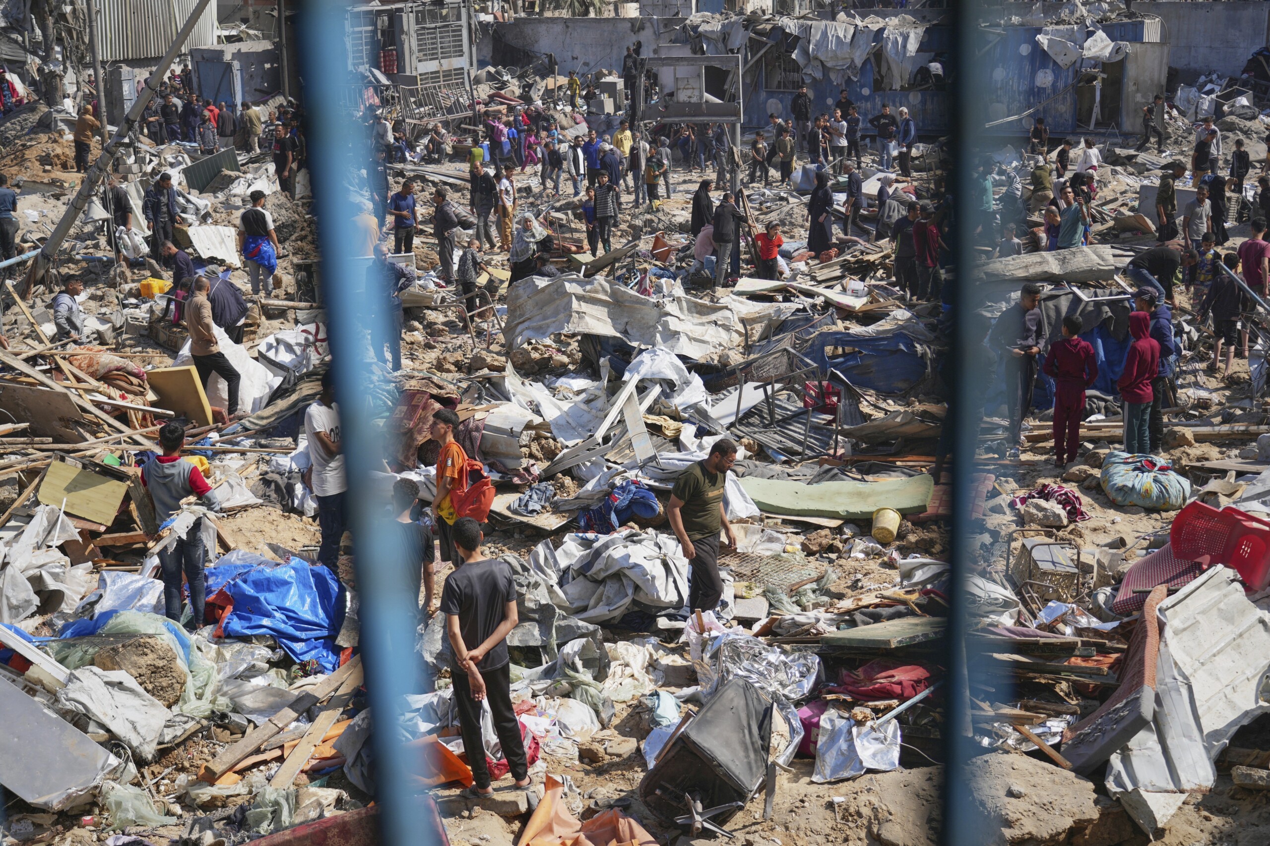 Gaza: 11 victims after Israeli raids, including women and children