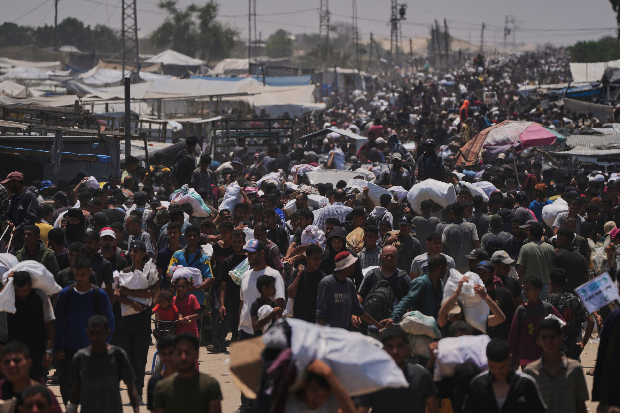 Gaza: 28 Killed by Gunfire Near Aid Distribution Center Gaza: 28 Killed by Gunfire Near Aid Distribution Center