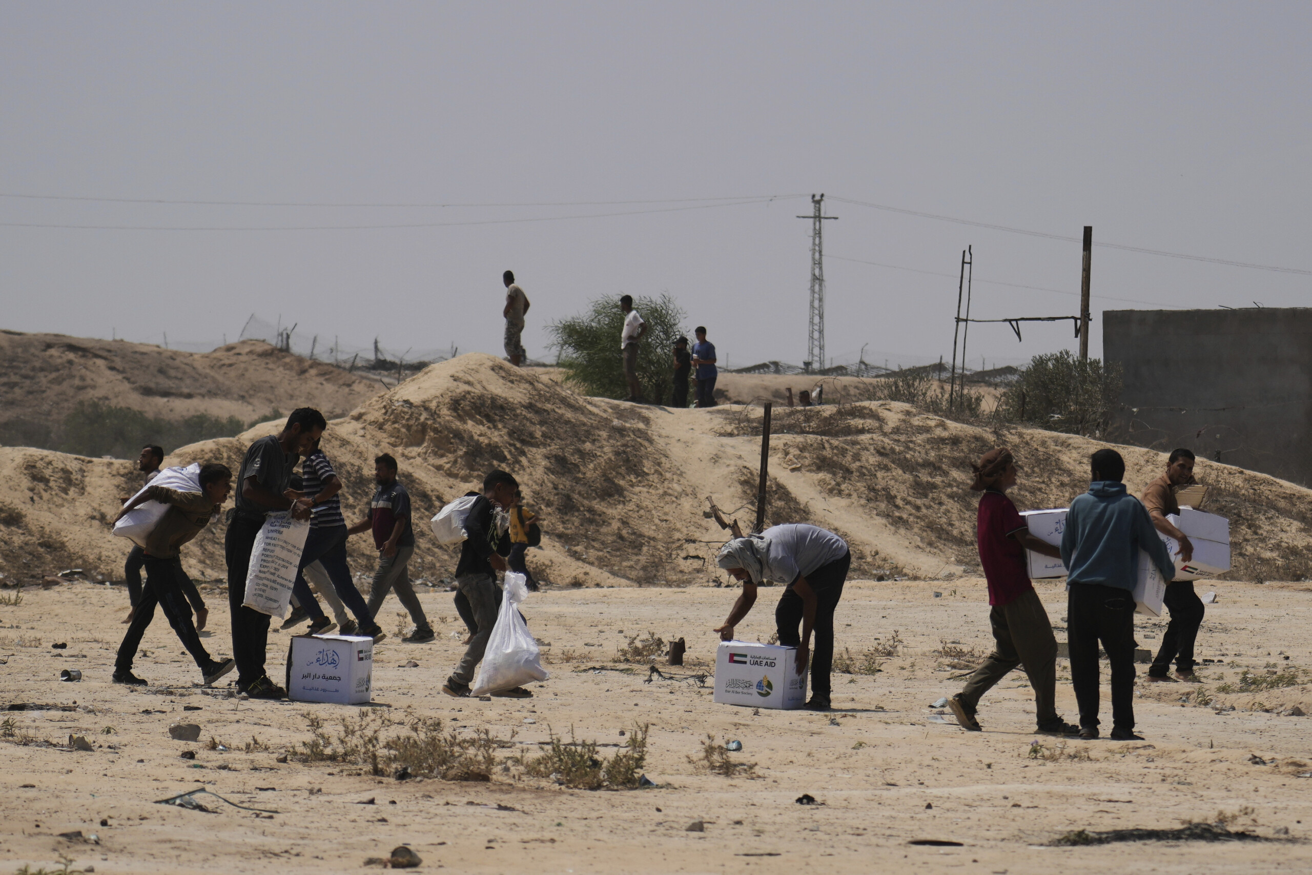 Gaza, Defence: ‘Second air drop of humanitarian aid on Sunday 10 August’ Gaza, Defence: ‘Second air drop of humanitarian aid on Sunday 10 August’