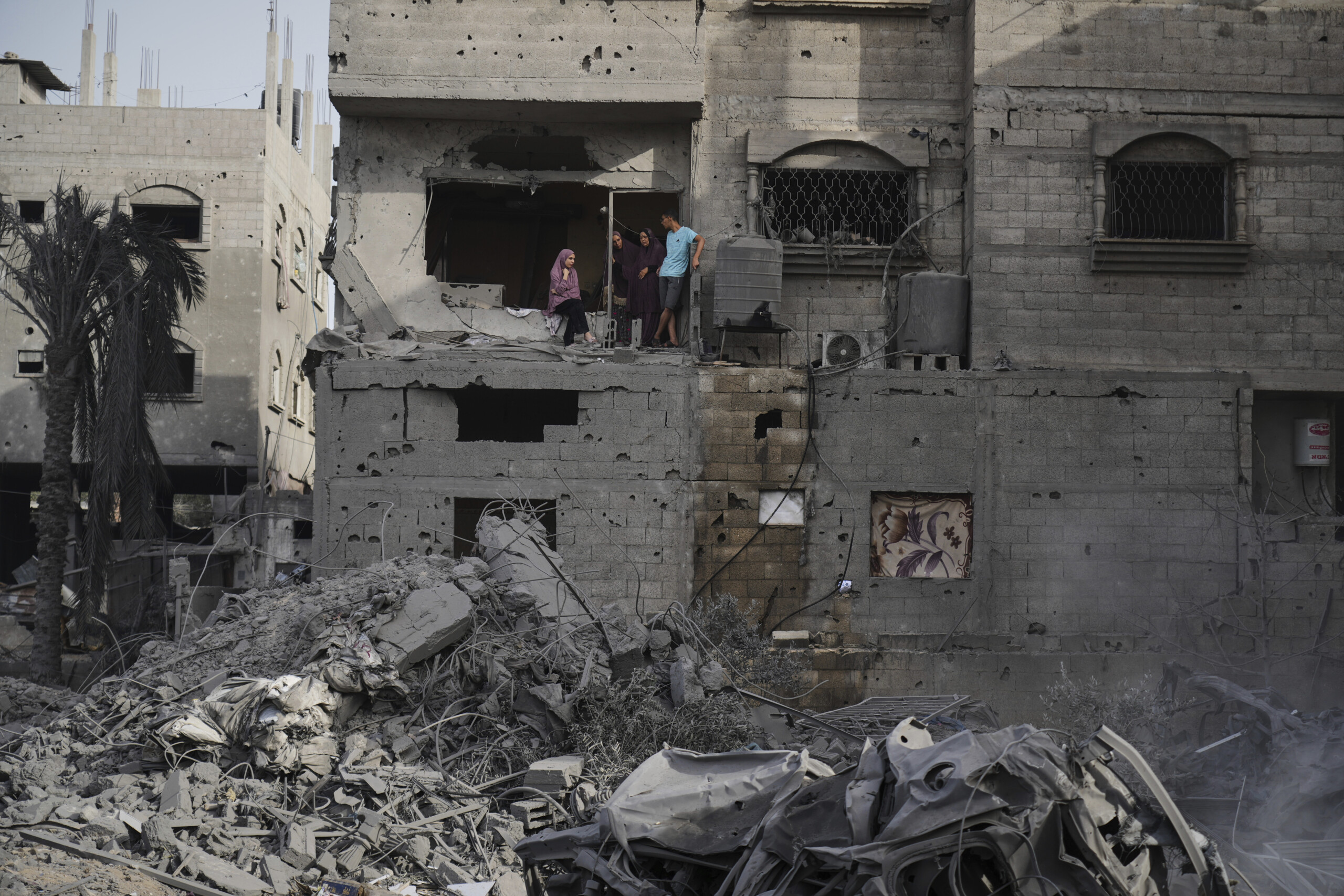 Gaza, media: death toll rises to 51 in Israeli attacks