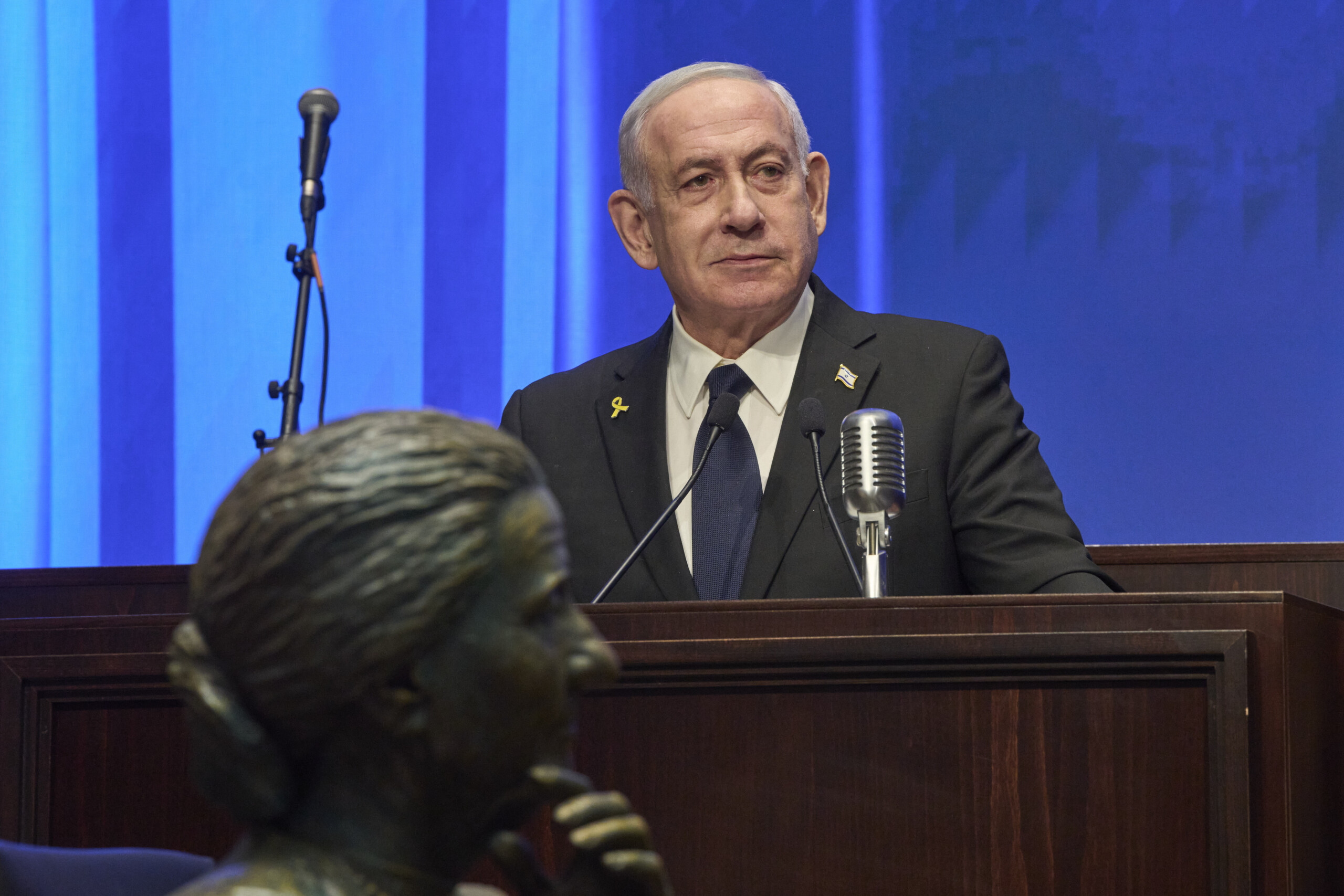 Gaza, Netanyahu: "Immediate negotiations for release of all hostages"