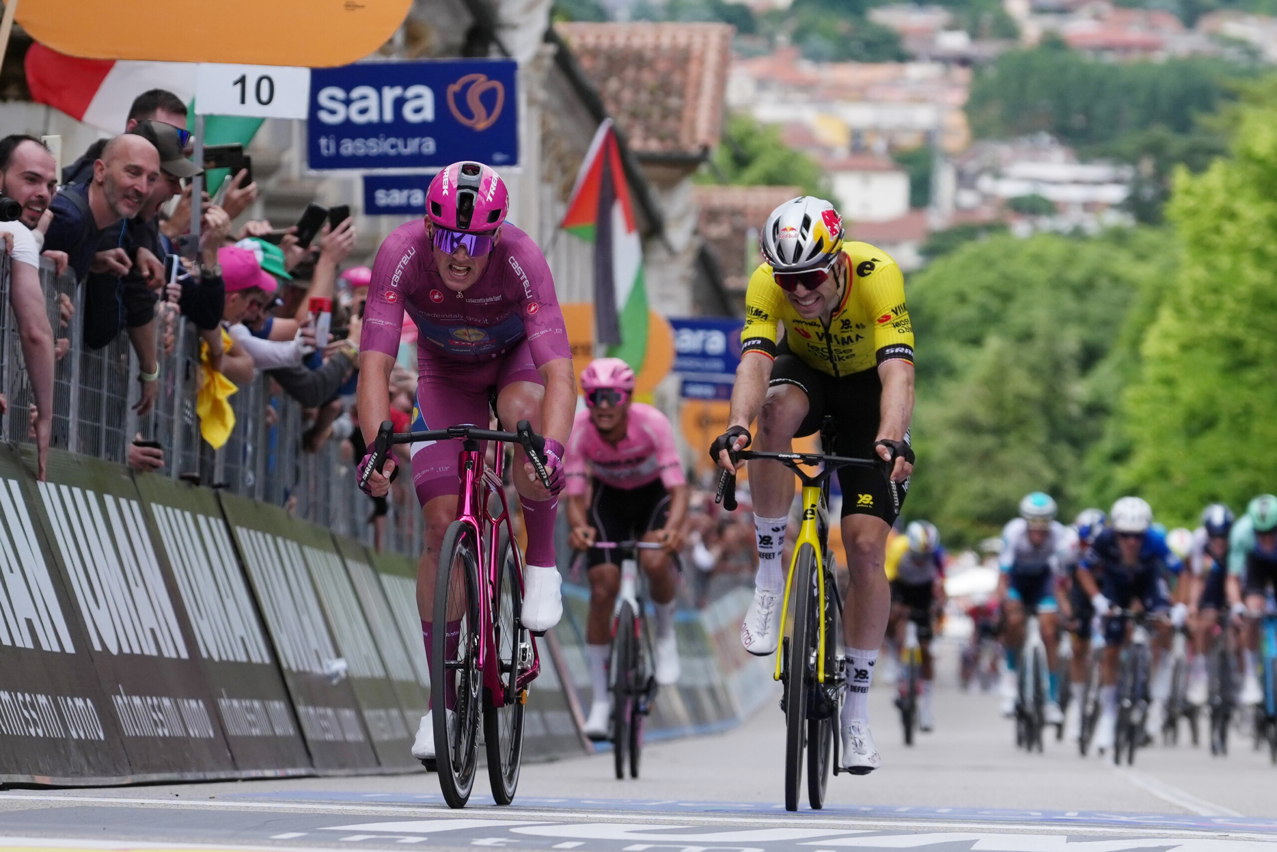 Giro d'Italia, Pedersen wins stage 13: Del Toro remains in pink