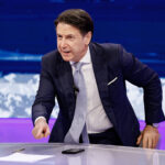 Government, Conte: ‘Bowing to powerful forces and Italians increasingly in difficulty’