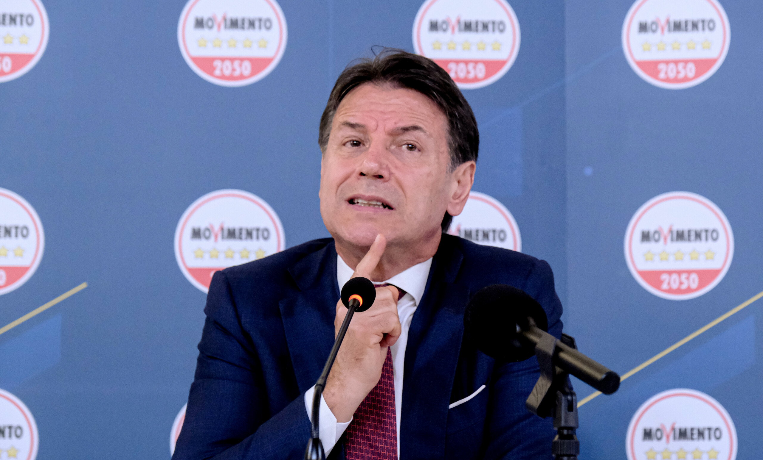 Government, Conte: ‘Nothing is being done about the high cost of living, but bank profits are up 13.5%’ Government, Conte: ‘Nothing is being done about the high cost of living, but bank profits are up 13.5%’