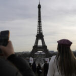 Heatwave: Eiffel Tower closed until Wednesday
