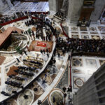 Holy See: ‘From opening to this morning 128,000 people for homage to Bergoglio’.
