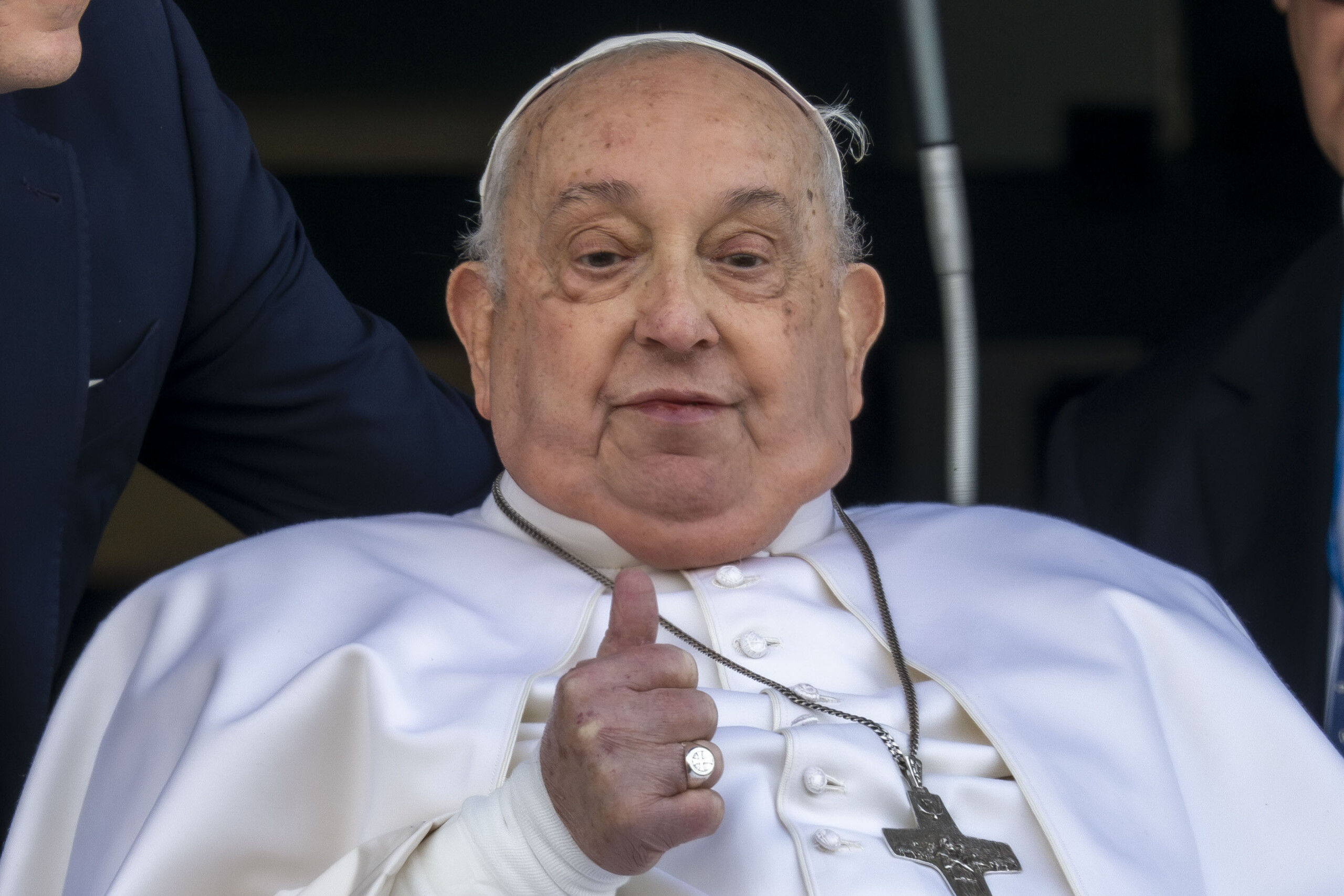 Holy See: ‘Pope's situation stable, slight improvement in lung condition’.