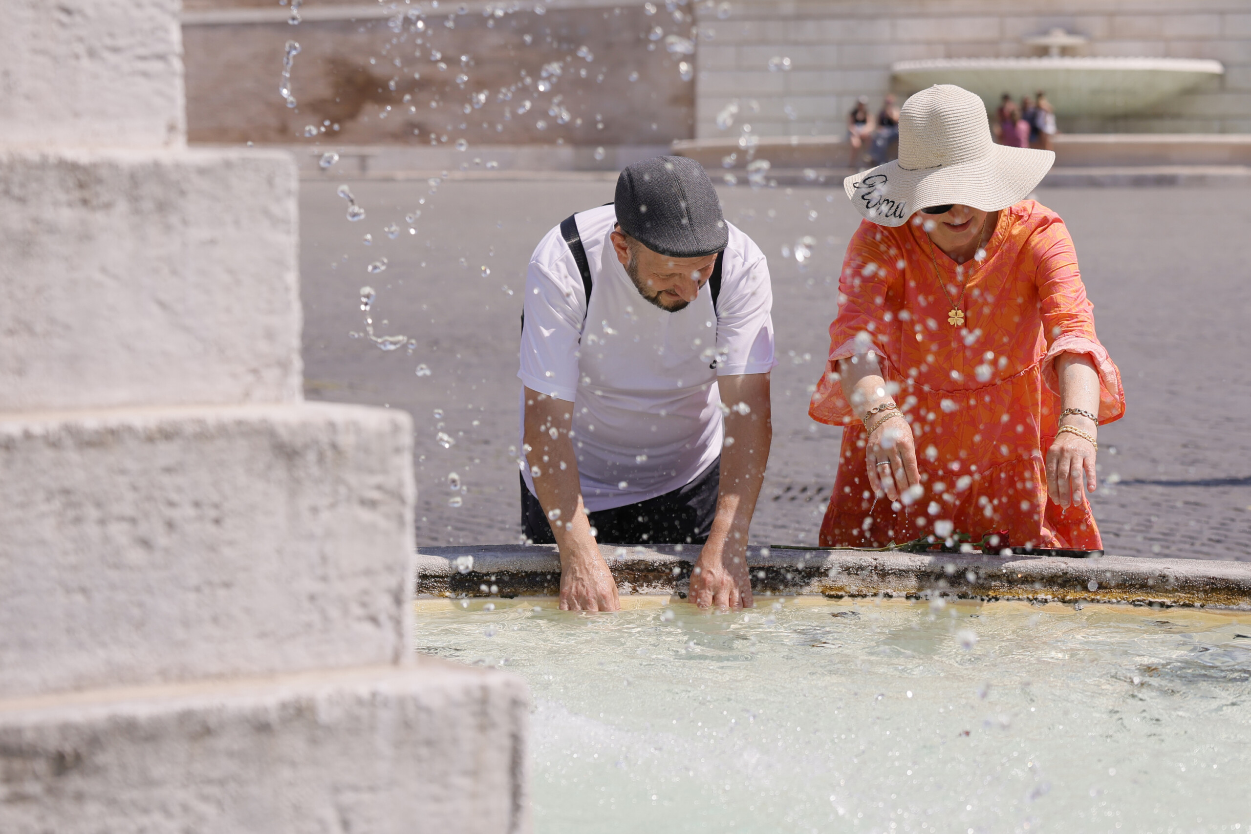 Hot weather, red alert in 11 cities on Tuesday: maximum alert in 16 cities on Wednesday