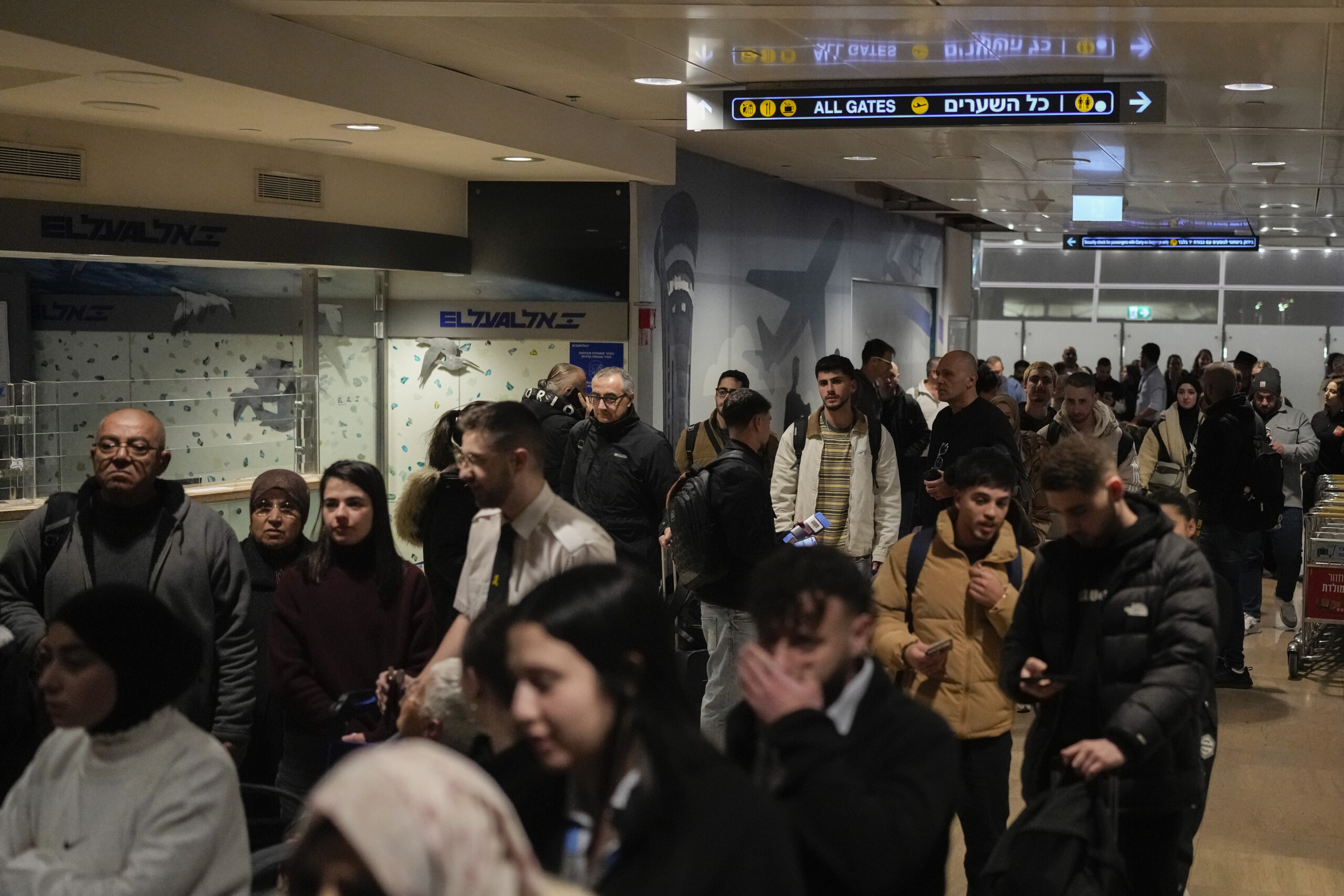 Houthi: Attack carried out on Tel Aviv International Airport Houthi: Attack carried out on Tel Aviv International Airport