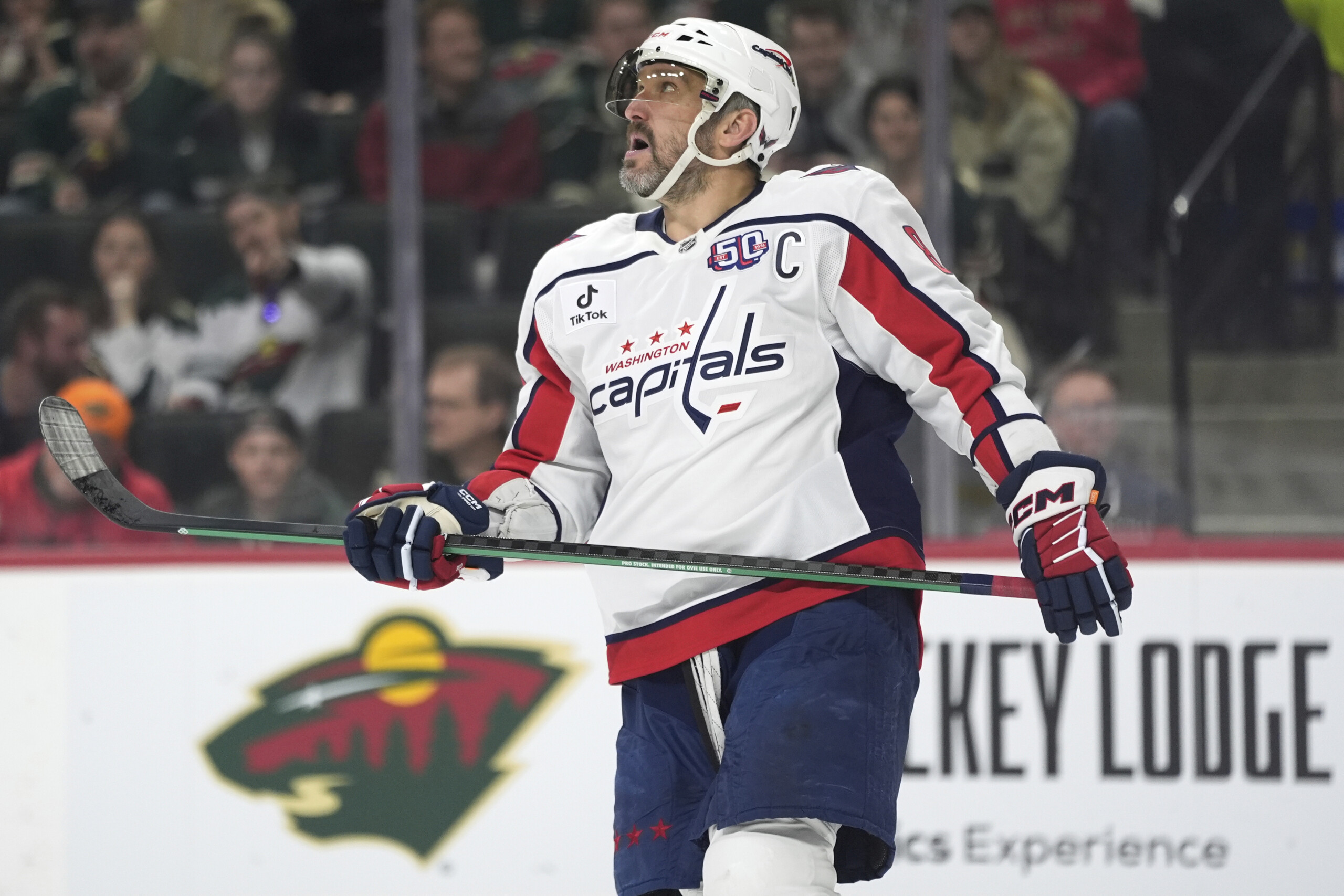Ice Hockey, Ovechkin equals Gretzky's goal count in the NHL
