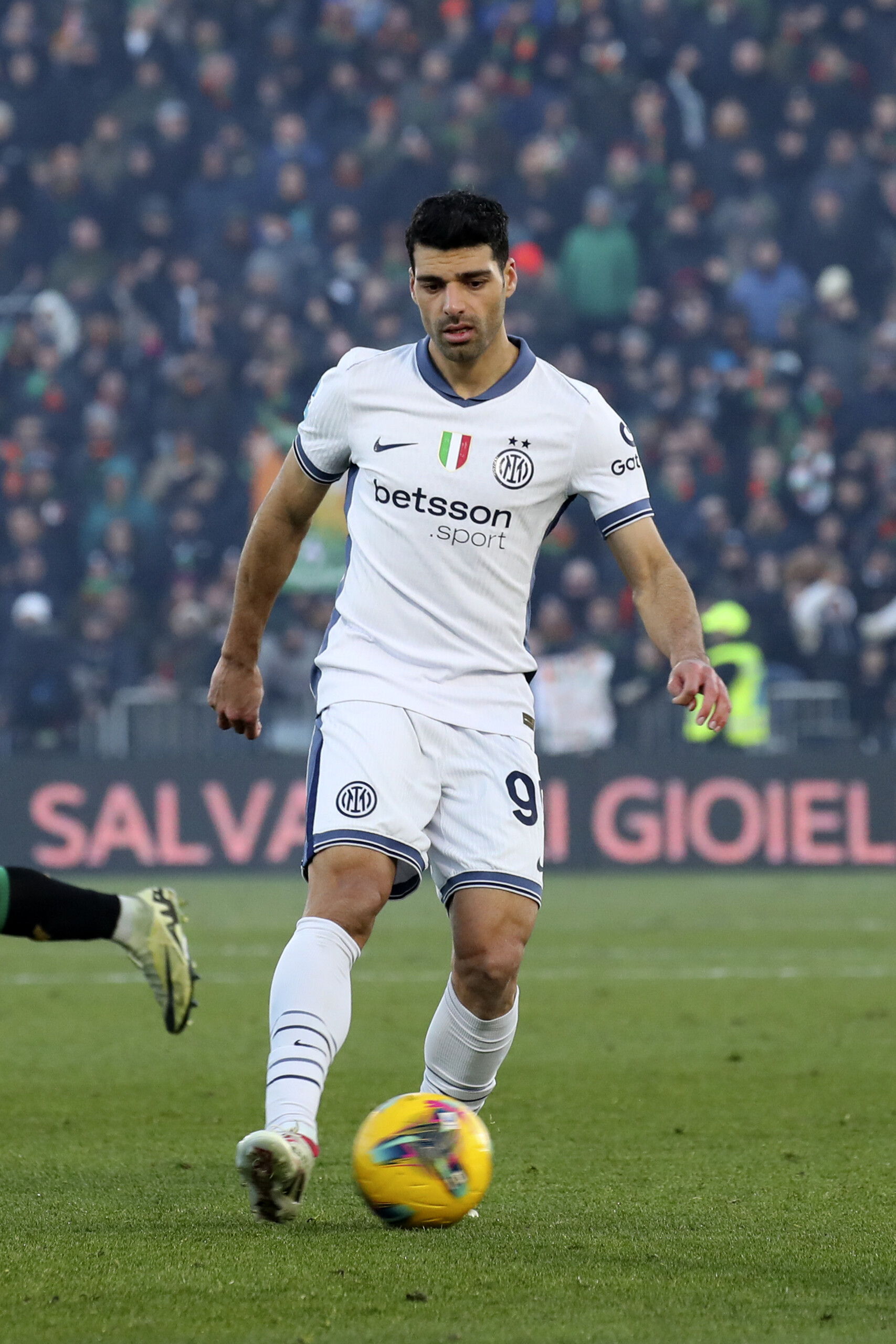 Inter, thigh adductor injury for Taremi Inter, thigh adductor injury for Taremi