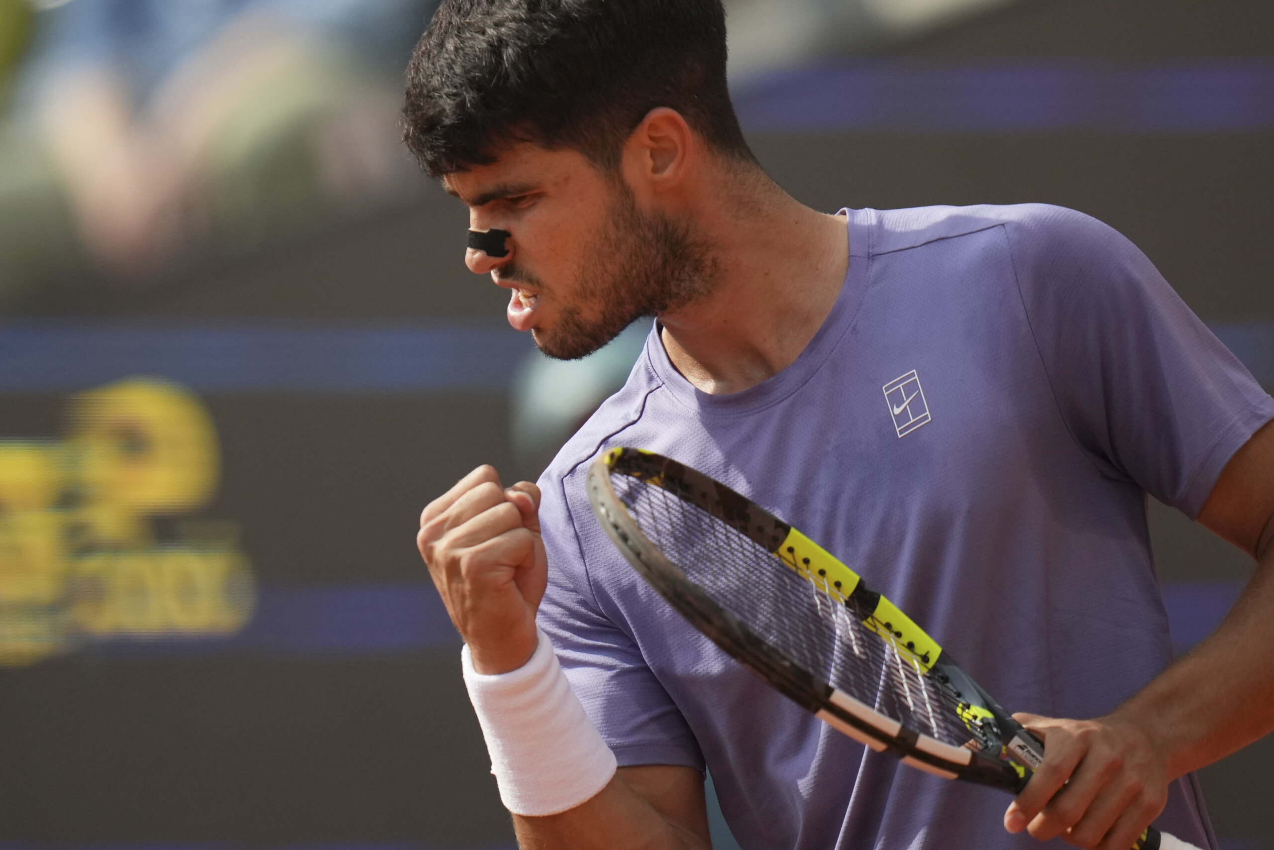 Internazionali Roma: Alcaraz reaches semi-finals, beating Draper in two sets