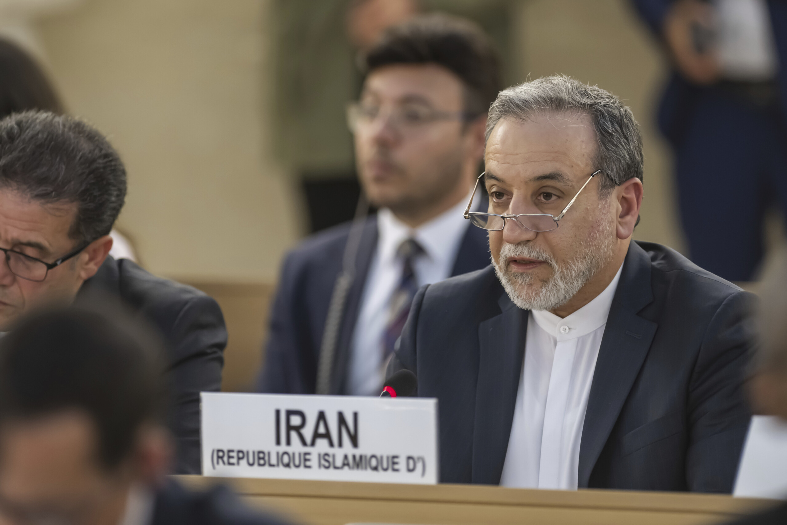 Iran, Foreign Minister: ‘Dangerous for everyone if the US enters the war’