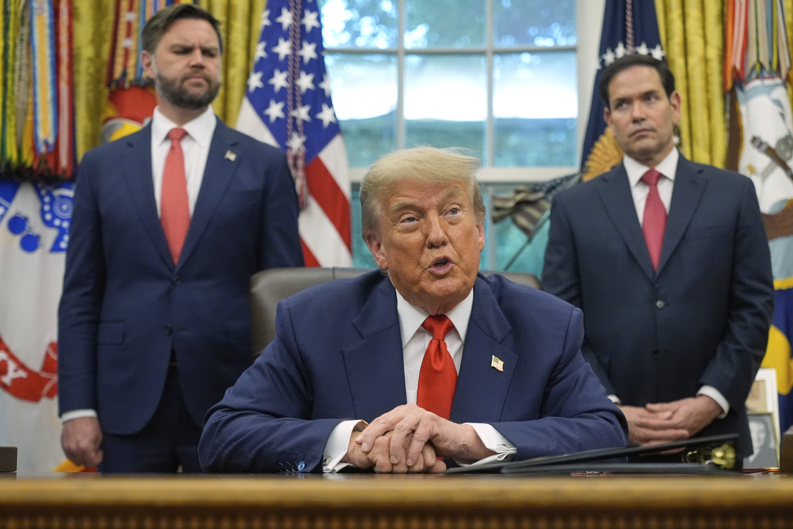 Iran, Trump: "I am not offering anything to Tehran nor am I talking to them"