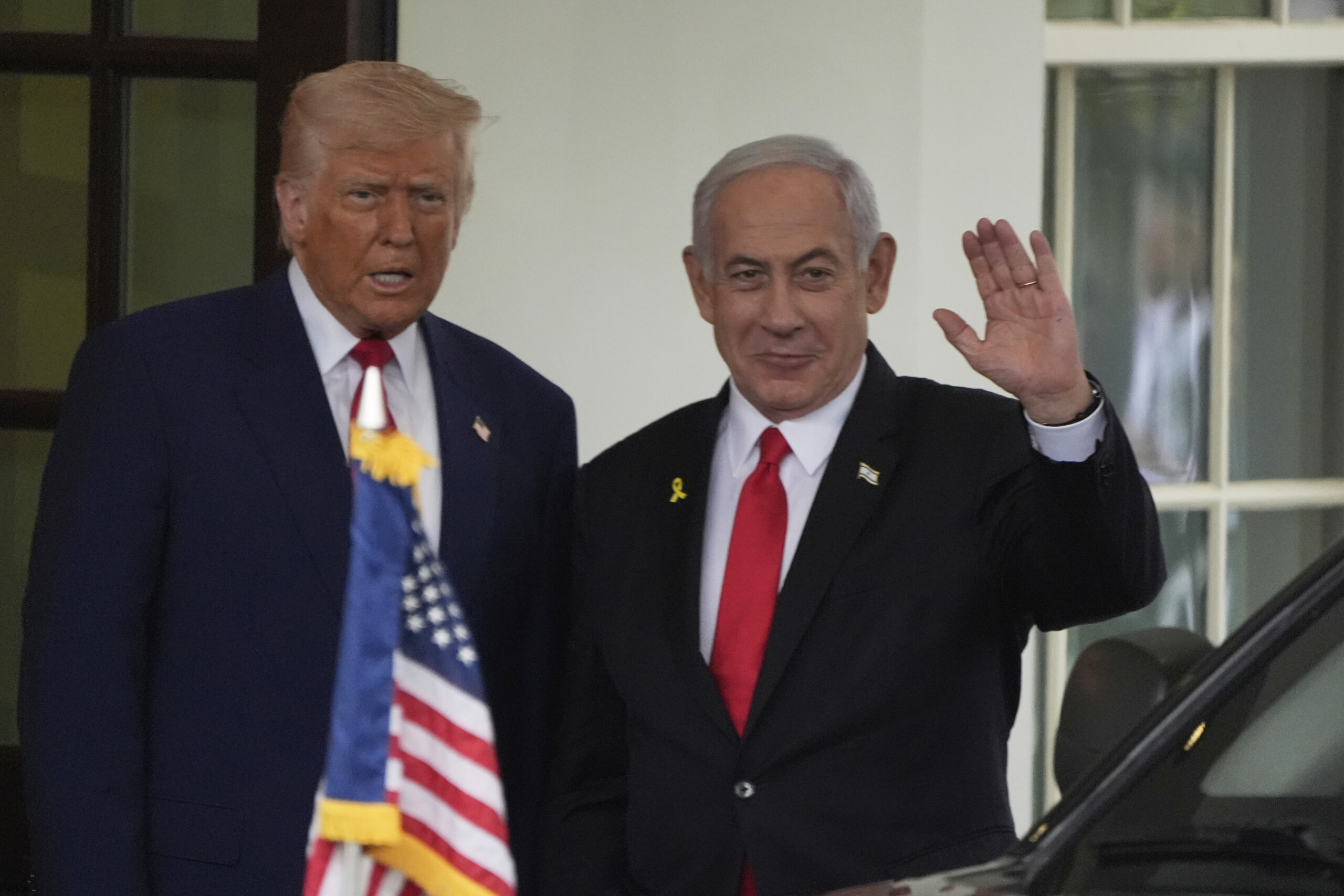 Iran, Trump: ‘Netanyahu is a war hero’