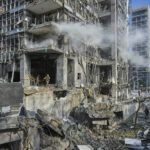 Iranian missiles strike Israel: rescue workers report serious damage in Tel Aviv