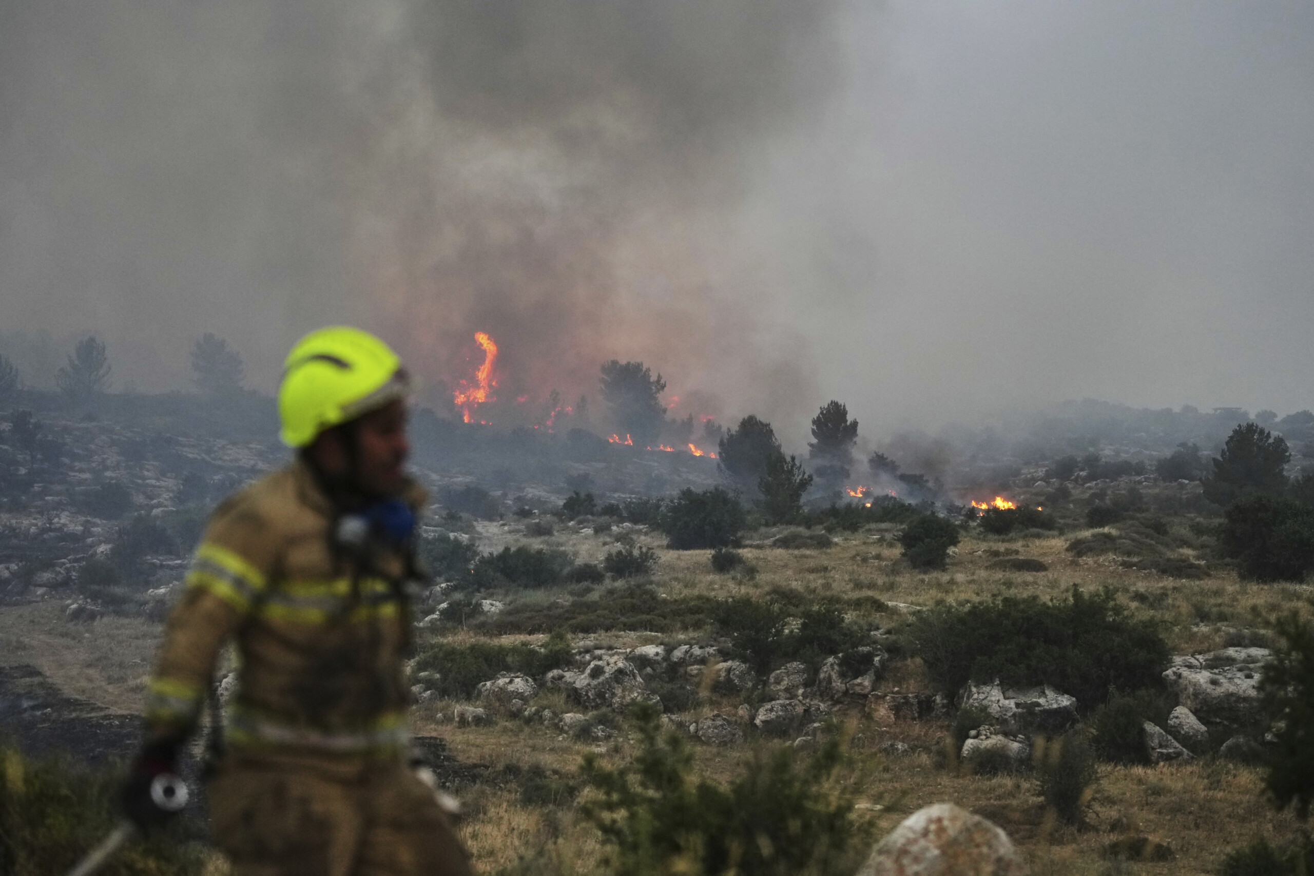 Israel, Jerusalem Fires Under Control after 24 Hours