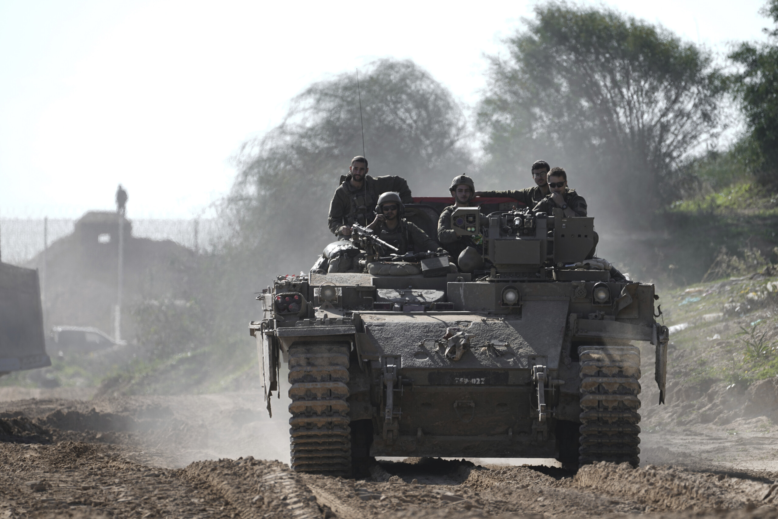 Israeli army: "We will allow food airdrops over Gaza, but there is no famine"