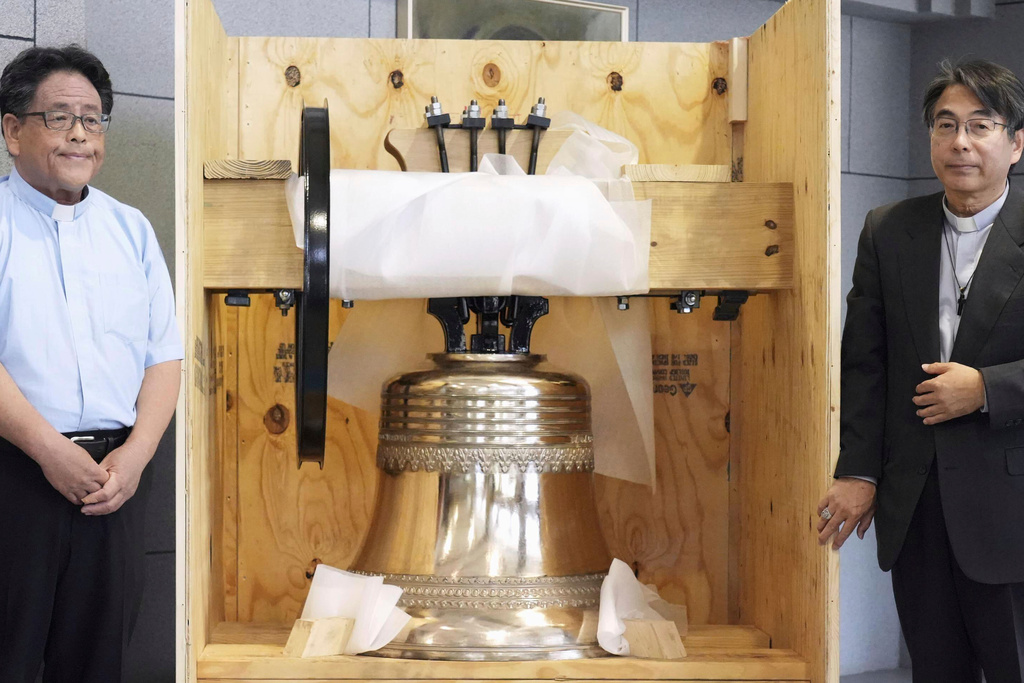 Japan, new bell for Nagasaki Cathedral: it was destroyed by an atomic bomb