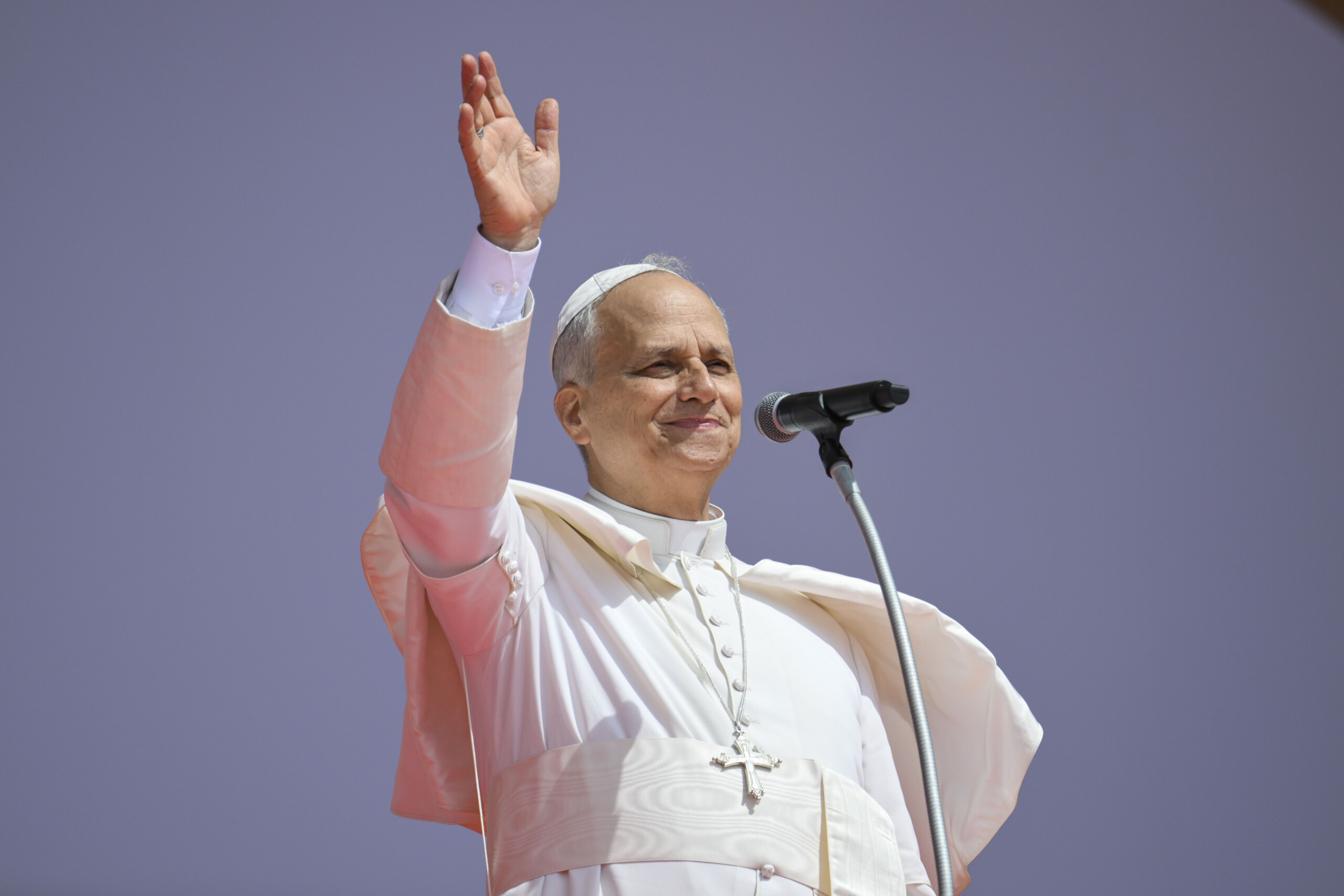 Jubilee, Pope Leo XIV Visits Pilgrim Hospitalized at Bambin Gesù