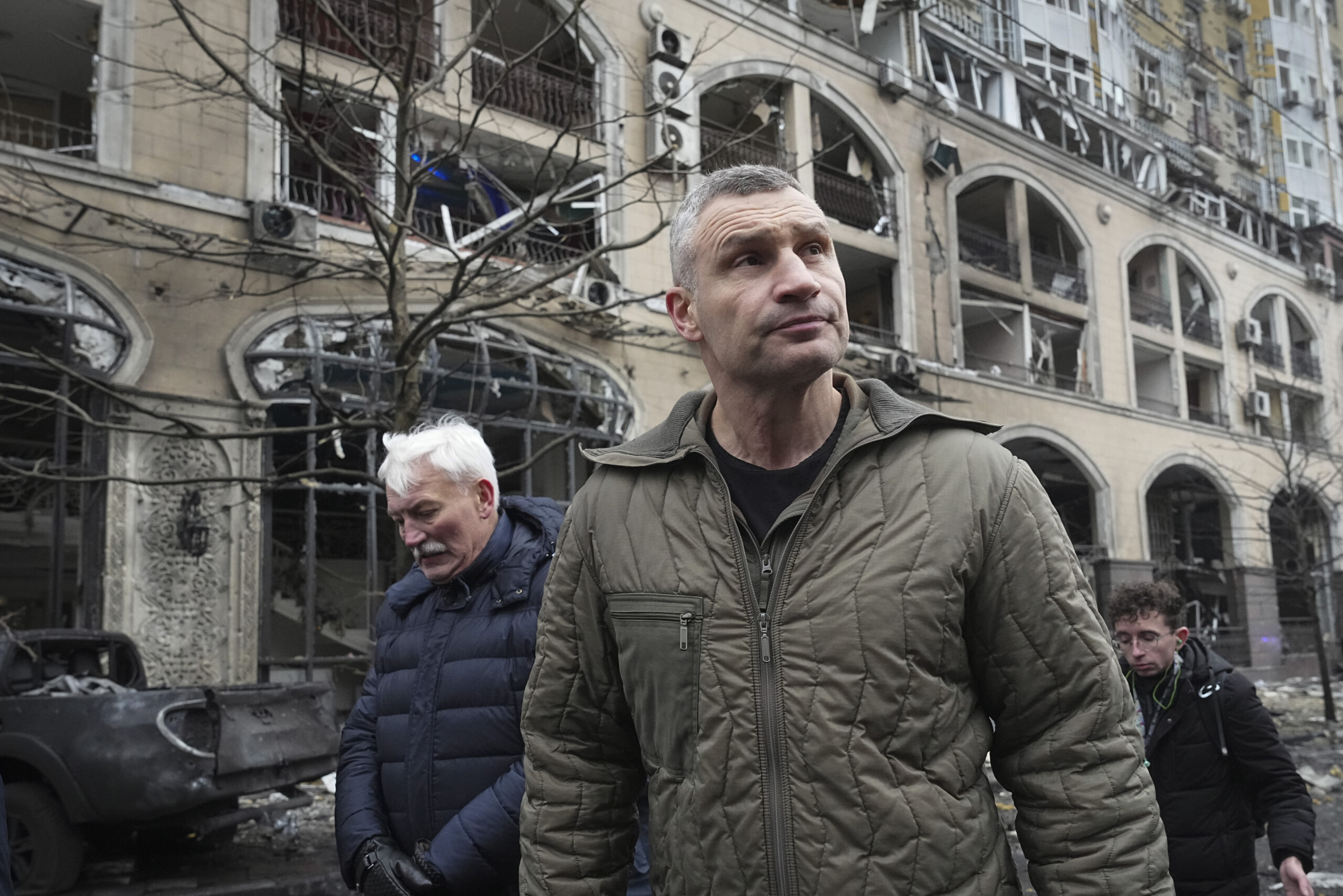 Kiev mayor: ‘Unjust but we will have to cede territory for peace’.