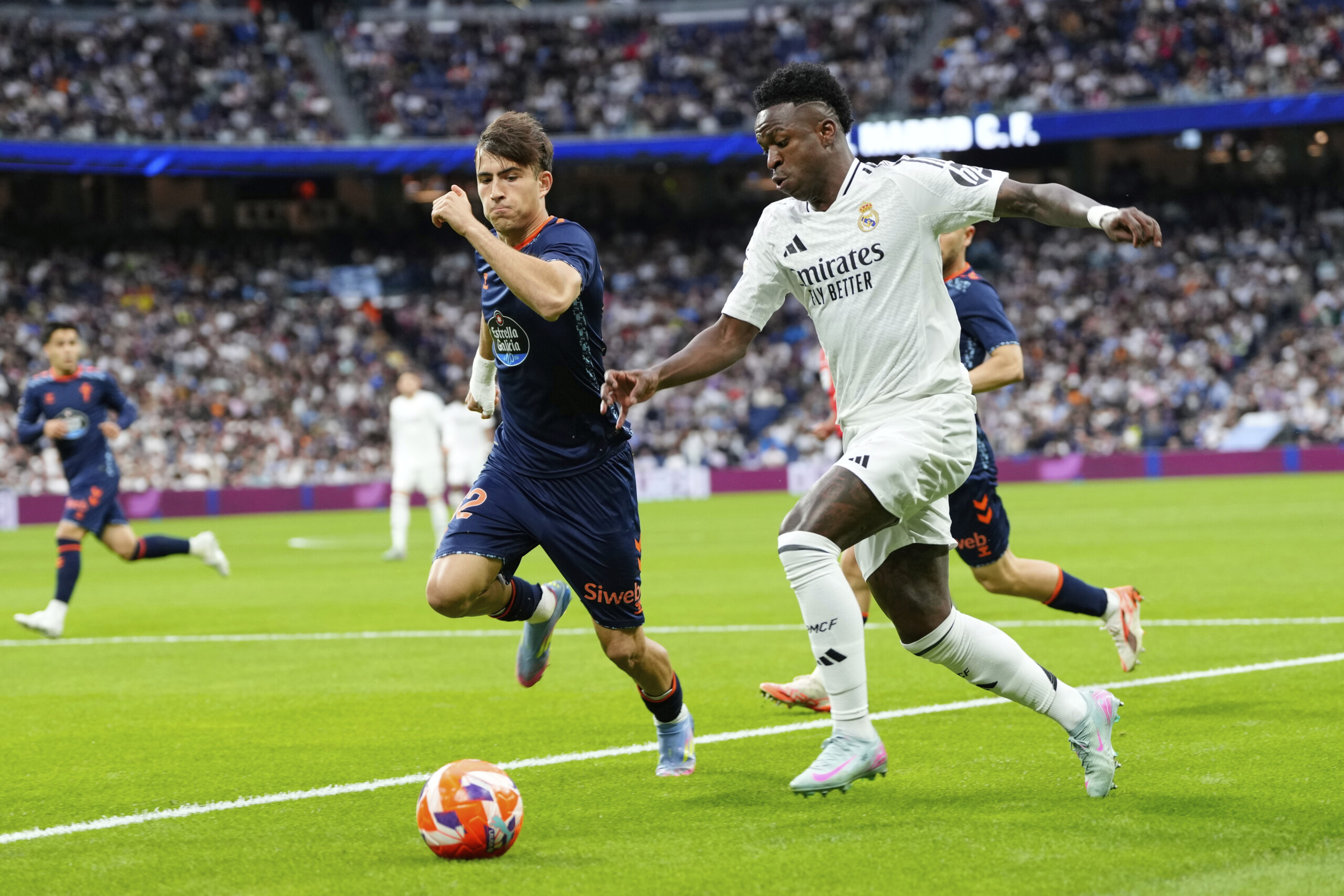 La Liga: Real Madrid beats Celta Vigo 3-2 and closes gap to 4 points behind Barcelona