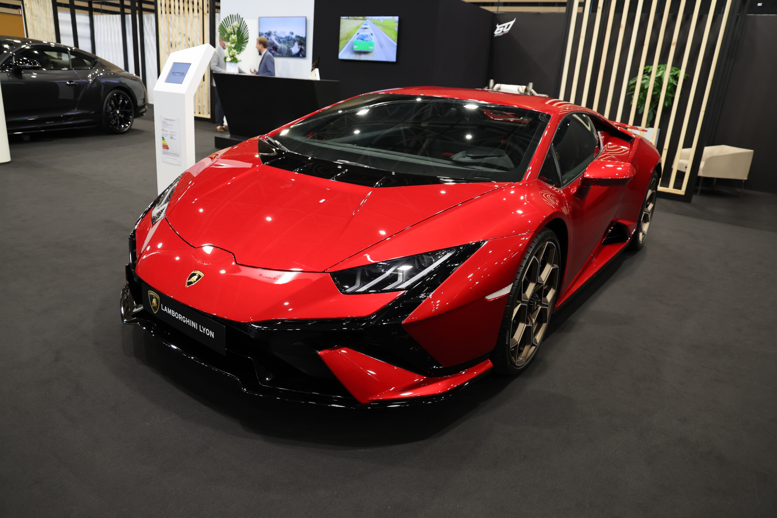 Lamborghini: 3 billion revenues surpassed for first time, sales record
