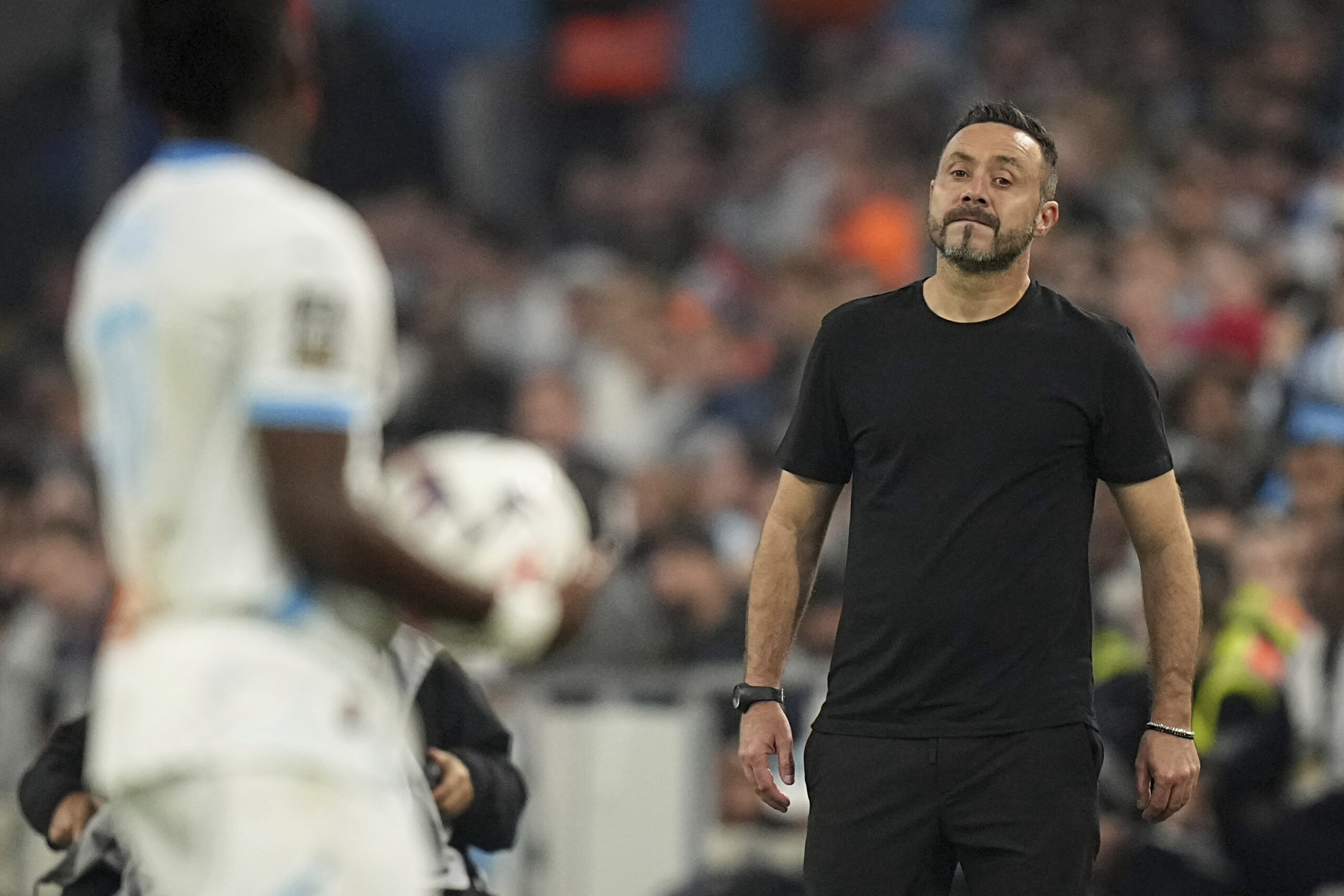 Ligue 1 kicks off, De Zerbi's Marseille lose 1-0 to Rennes
