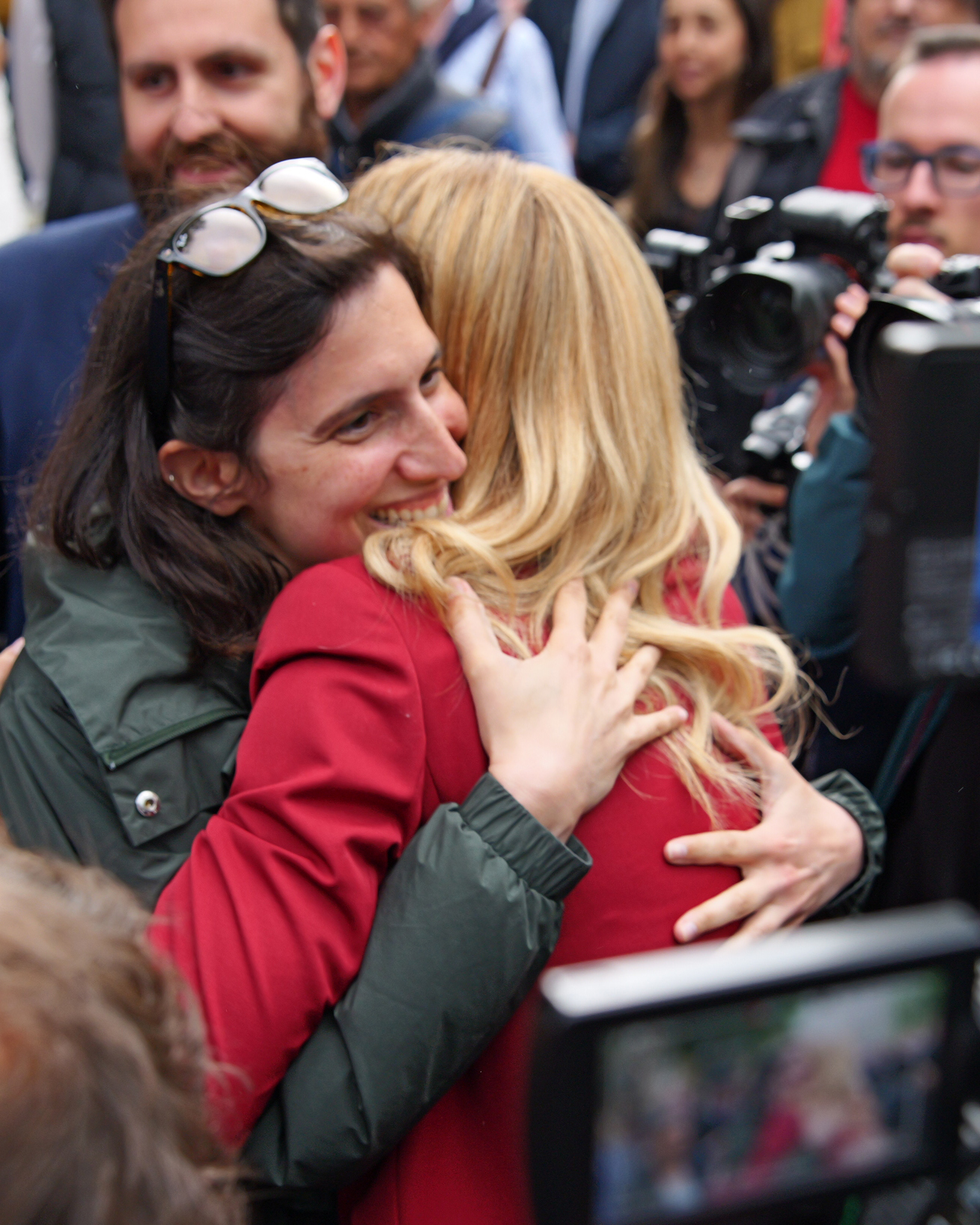 Local Elections: Centre-left Takes Genova and Holds Ravenna; Runoff in Matera and Taranto