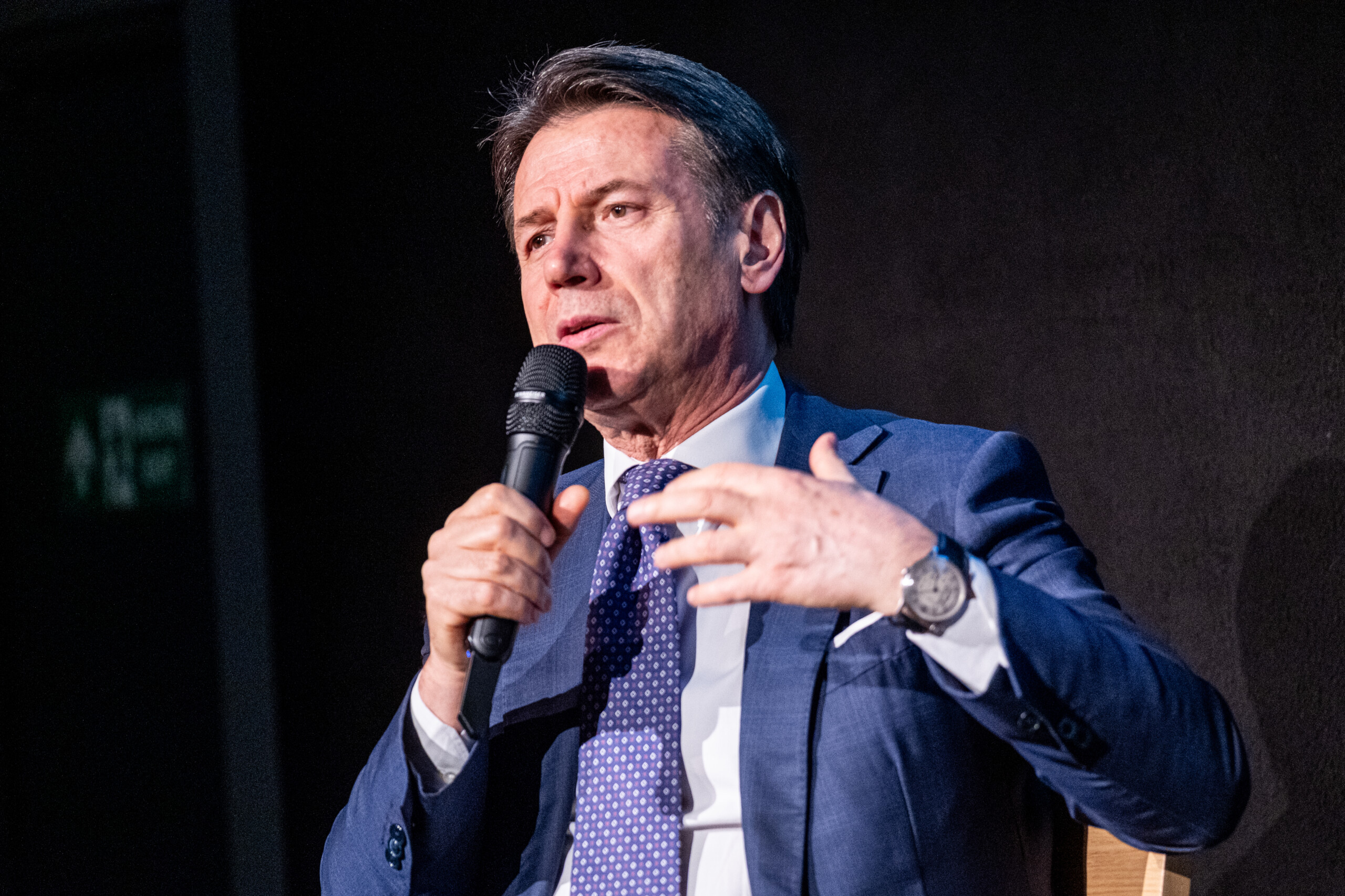 M5S, Conte: "Grillo? Not my concern, my lawyers are handling it" M5S, Conte: "Grillo? Not my concern, my lawyers are handling it"