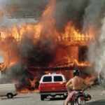 Mass arrests in Los Angeles after curfew begins